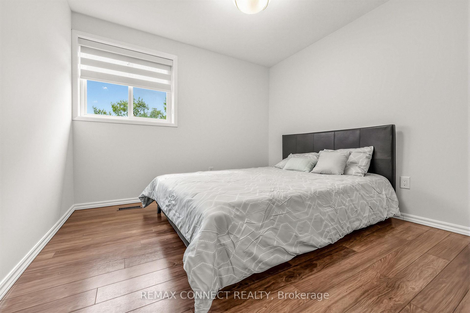 Photo 12 of 4199 Trellis Crescent, Mississauga, Erin Mills — HOMEH