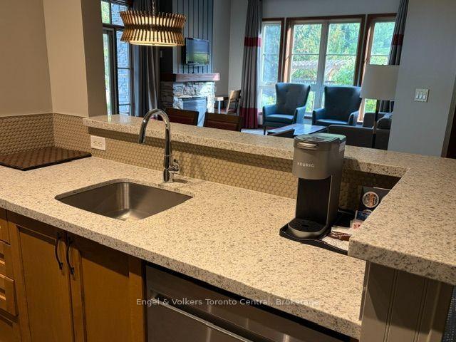 Photo 6 of Unit 132, 152 Jozo Weider Boulevard, Blue Mountains — HOMEH