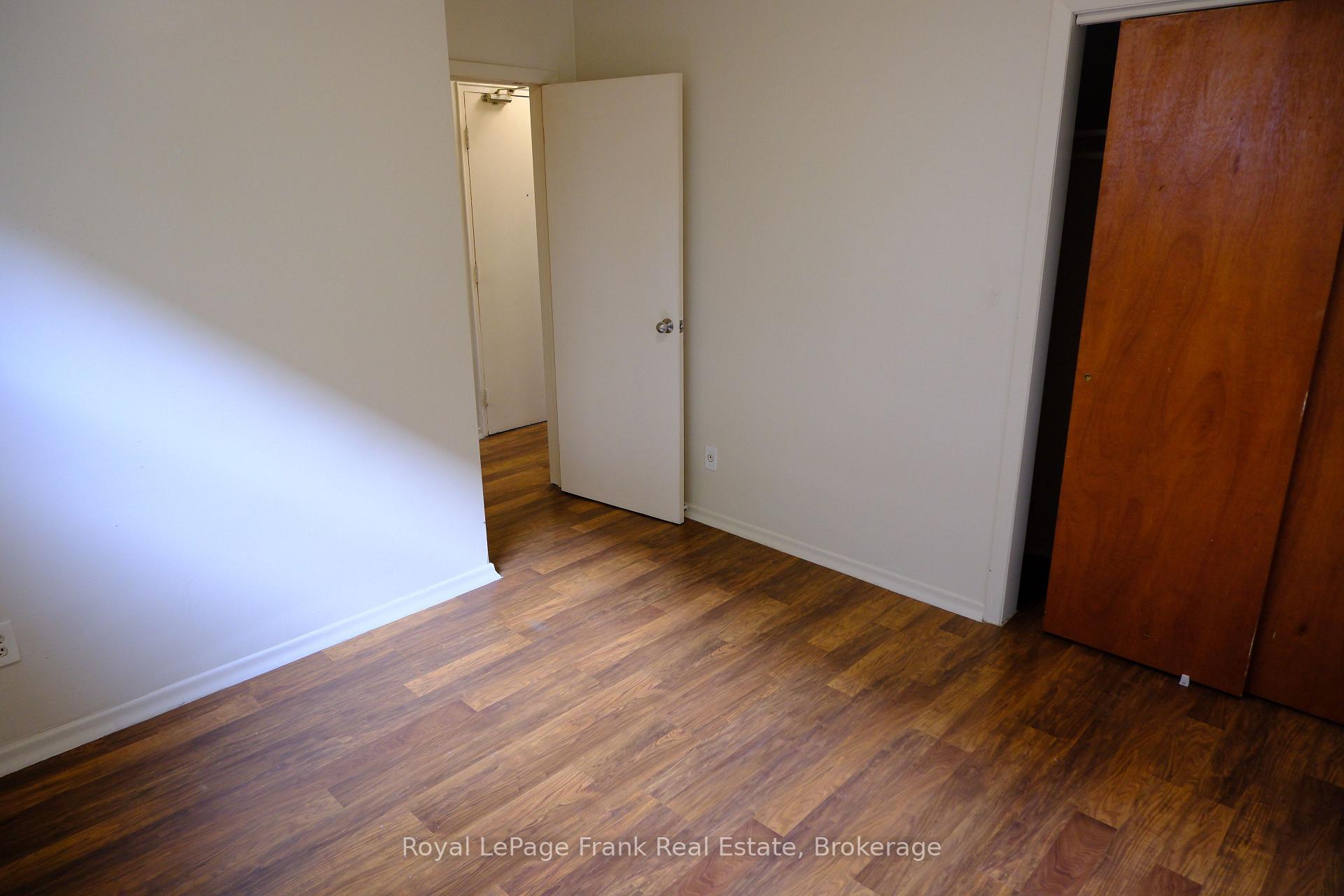 Photo 13 of Unit 3, 365 Elgin Court, Oshawa, McLaughlin — HOMEH