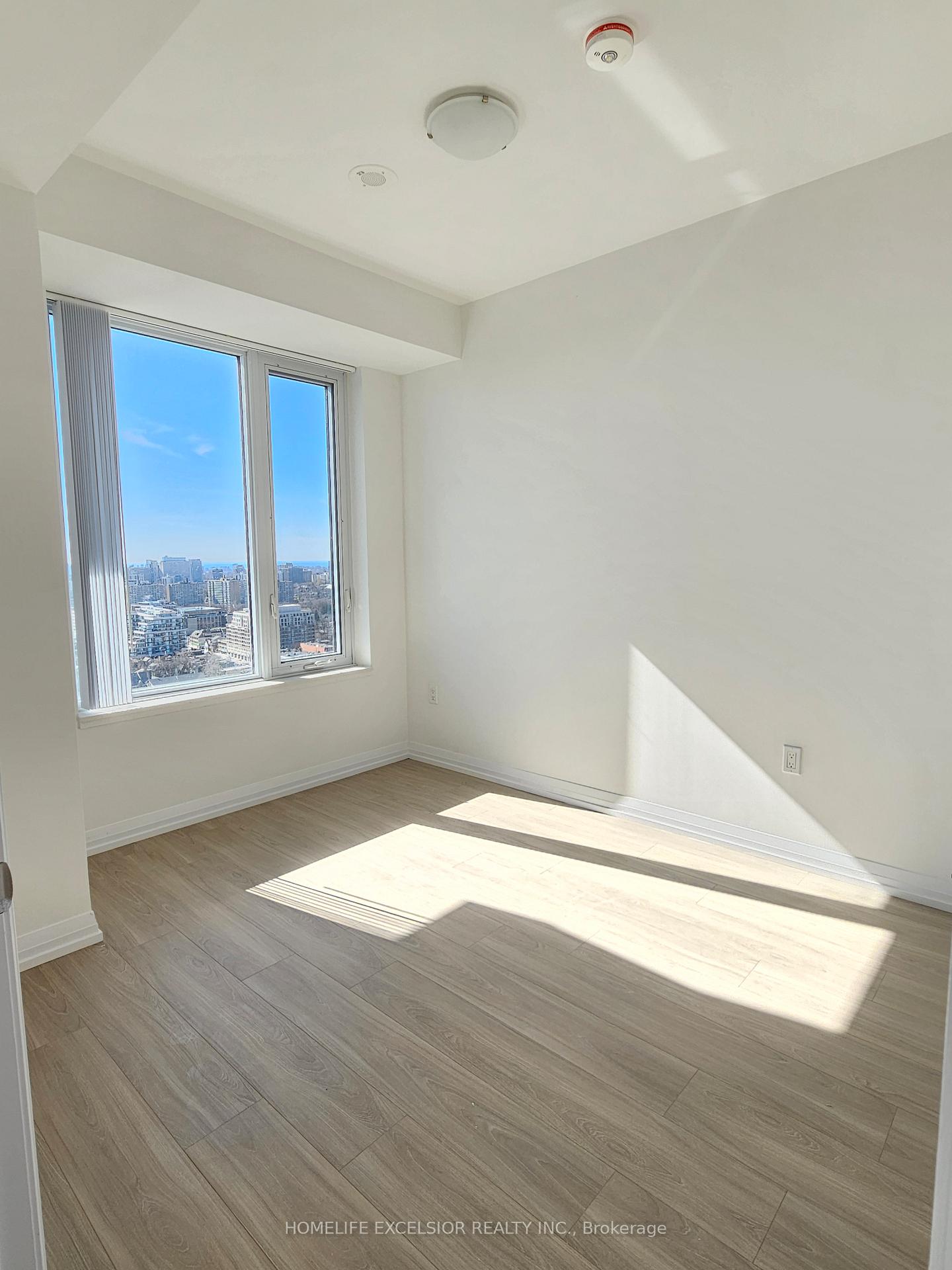 Photo 8 of Unit 2808, 25 Holly Street, Toronto, Mount Pleasant West — HOMEH