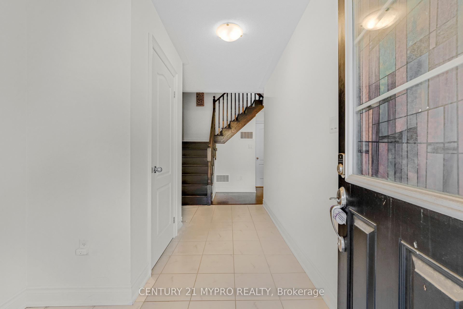 Photo 4 of 12 Brushwood Drive, Brampton, Bram West — HOMEH
