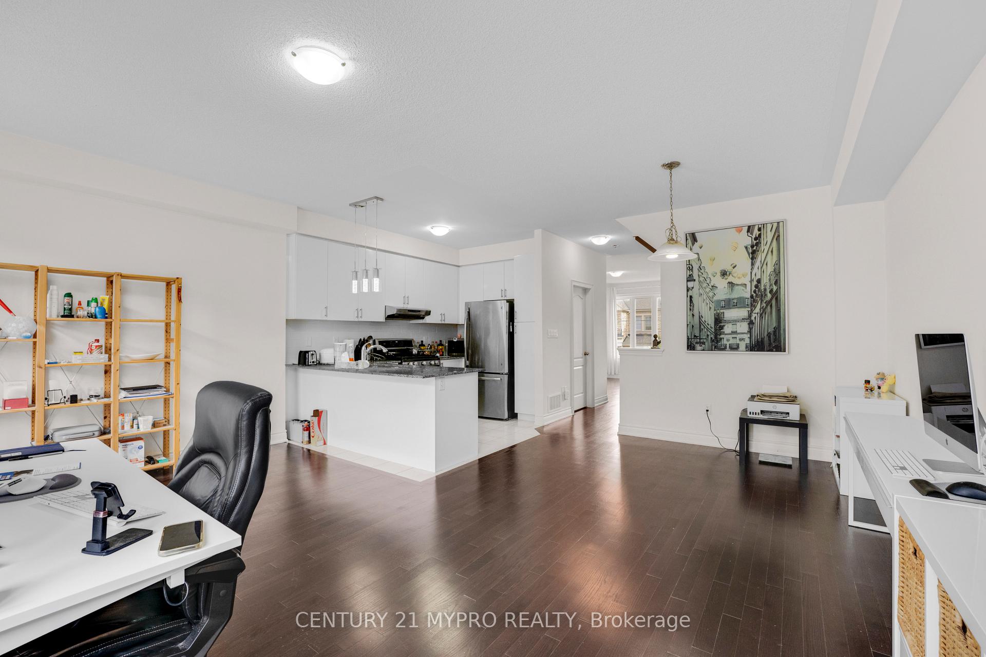 Photo 14 of 12 Brushwood Drive, Brampton, Bram West — HOMEH
