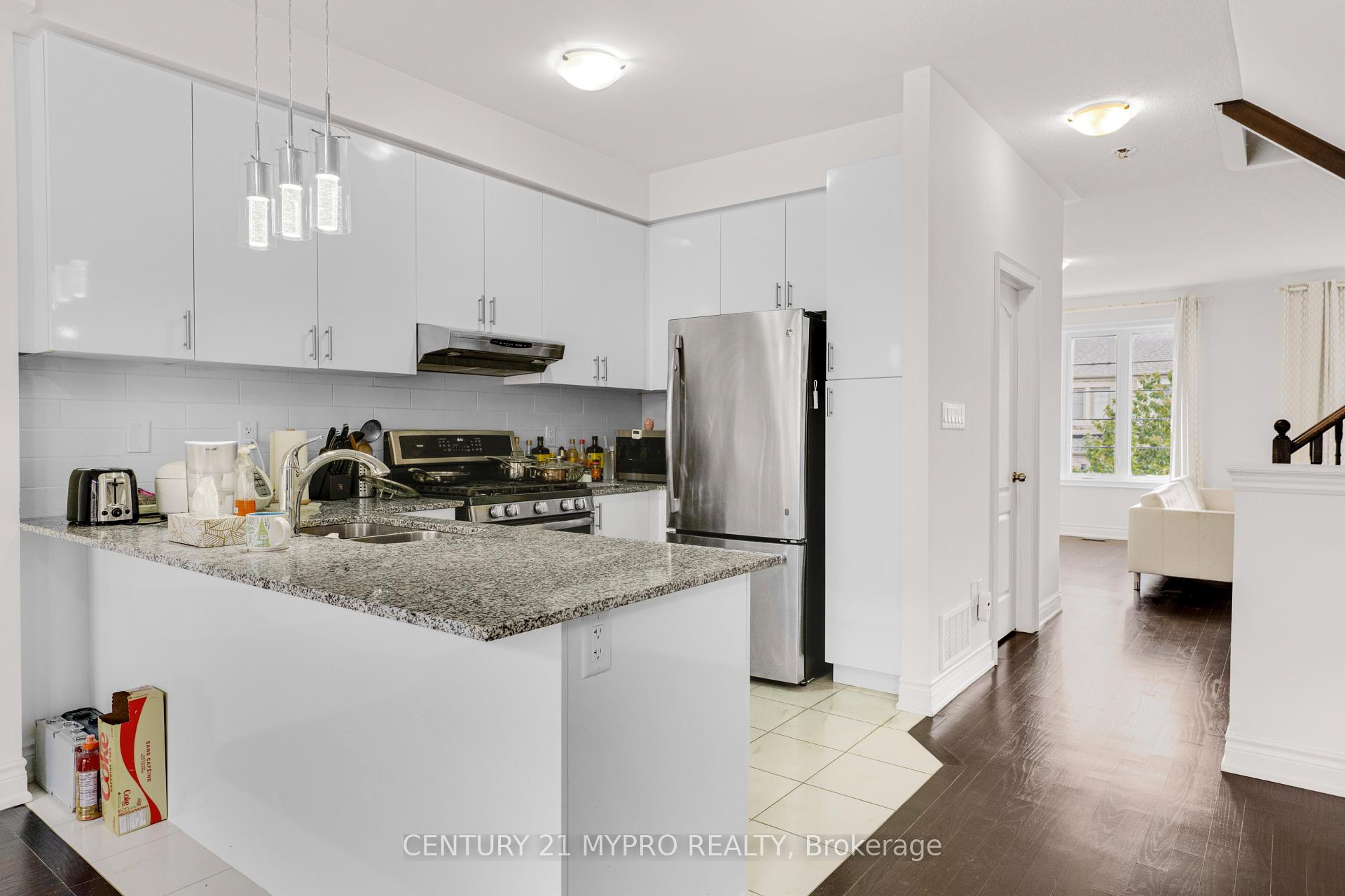 Photo 17 of 12 Brushwood Drive, Brampton, Bram West — HOMEH