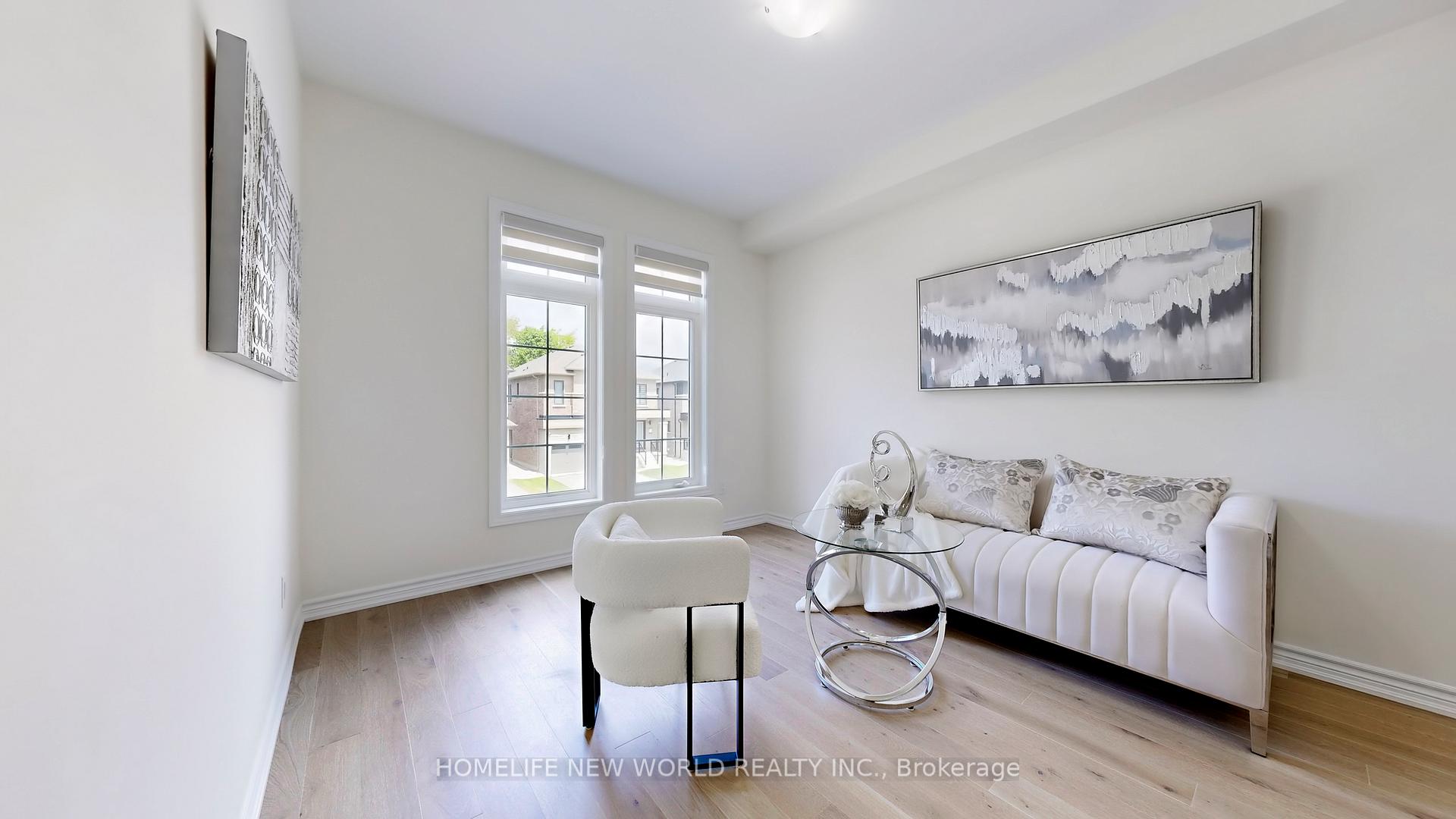 Photo 6 of 19 Ahchie Court, Vaughan, Patterson — HOMEH