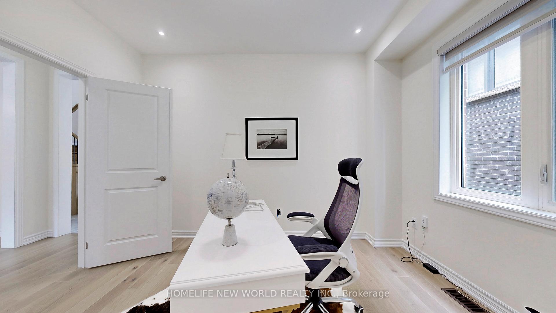 Photo 10 of 19 Ahchie Court, Vaughan, Patterson — HOMEH