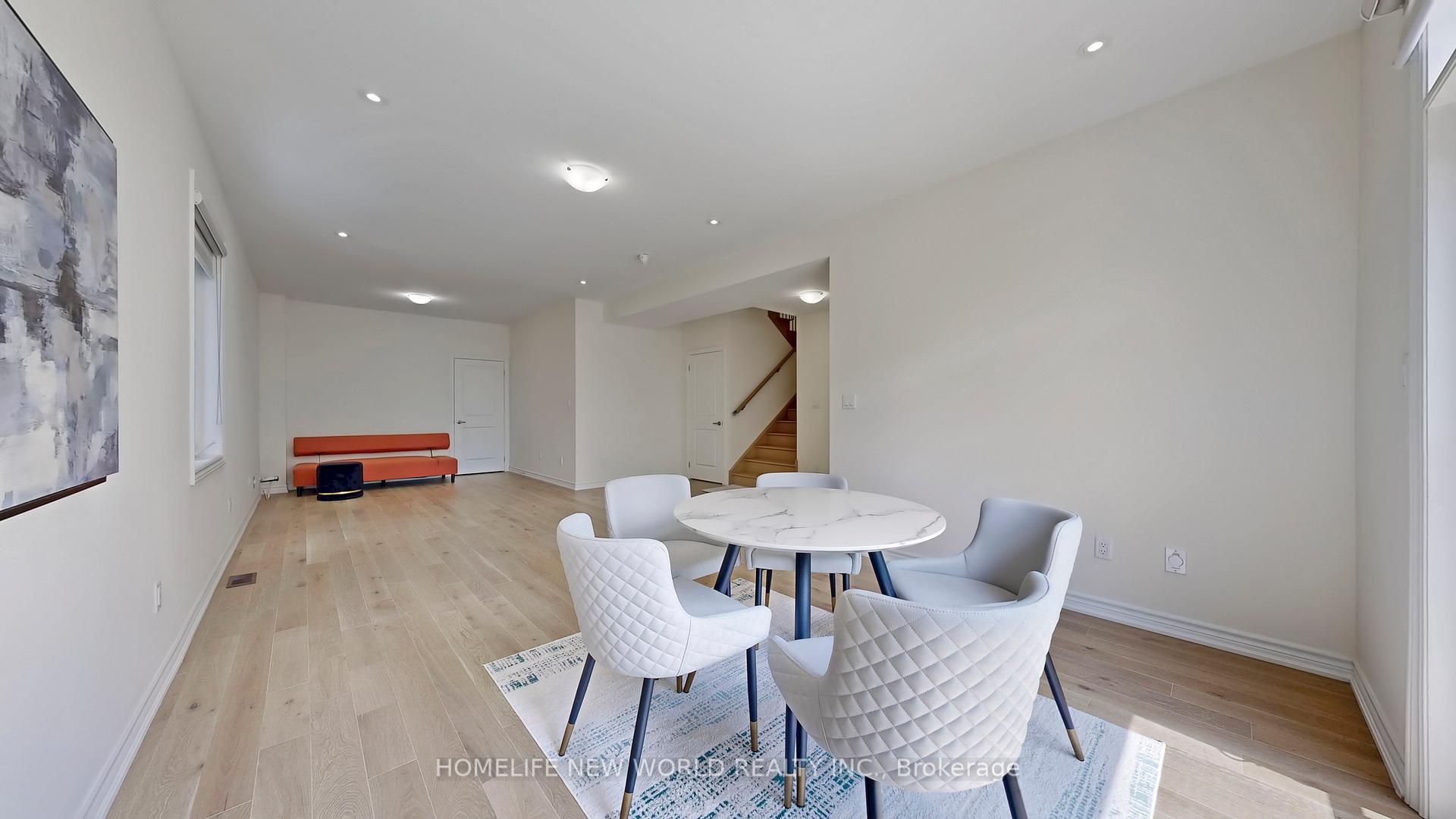 Photo 42 of 19 Ahchie Court, Vaughan, Patterson — HOMEH