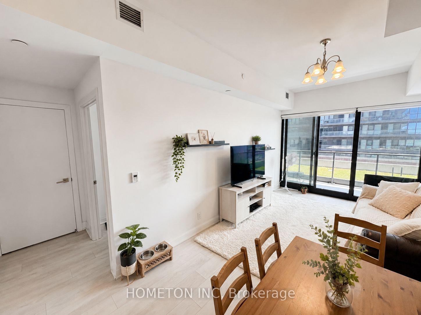 Photo 24 of Unit 817, 33 Frederick Todd Way, Toronto, Leaside — HOMEH