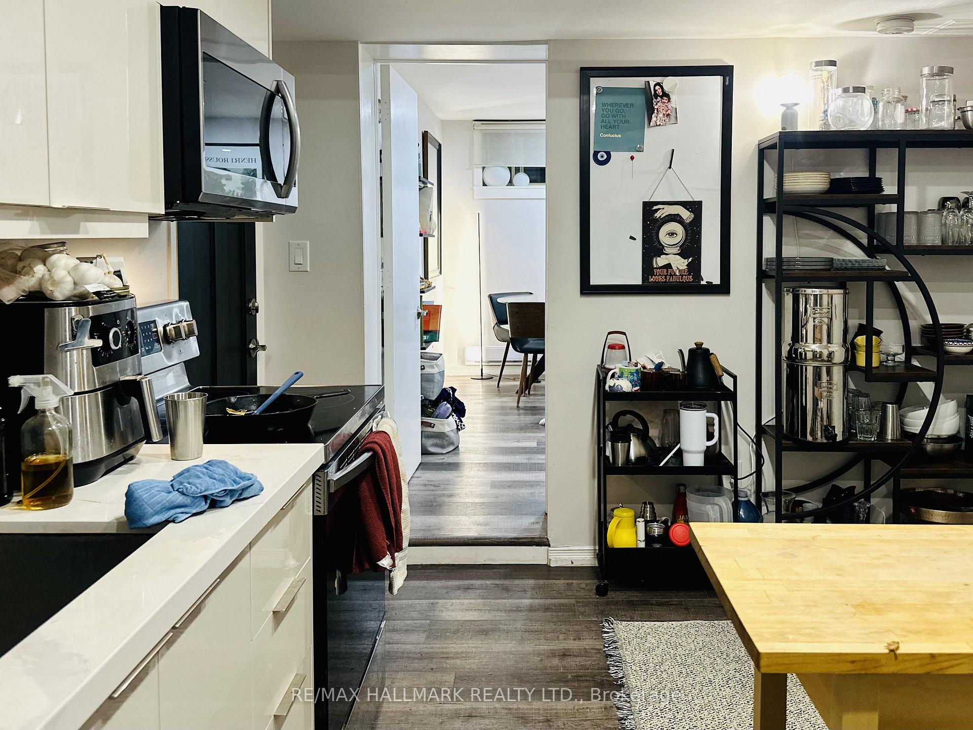 Photo 14 of Unit Lower, 193 Heath Street W, Toronto, Casa Loma — HOMEH