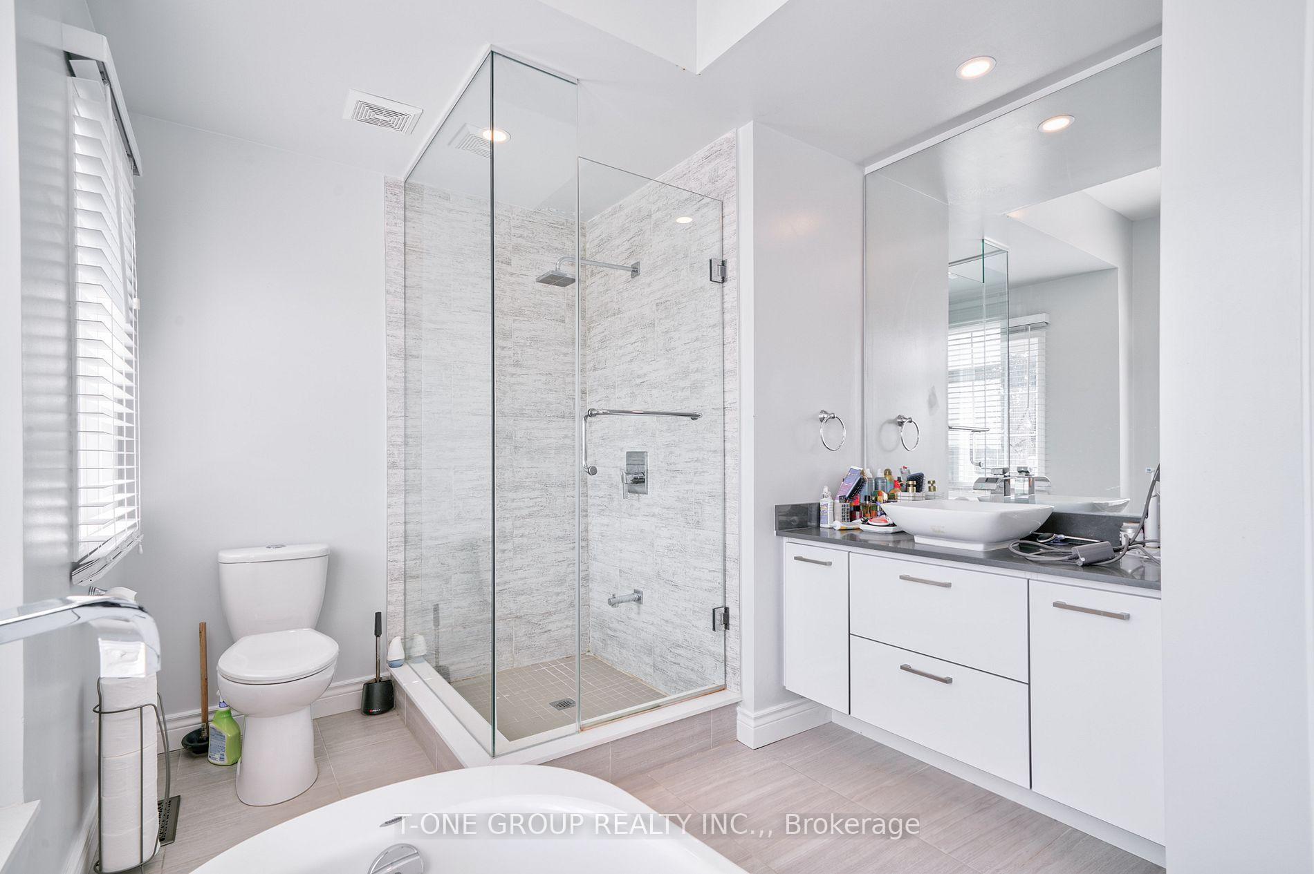 Photo 14 of 3 Mccaul Street, Markham, Berczy — HOMEH