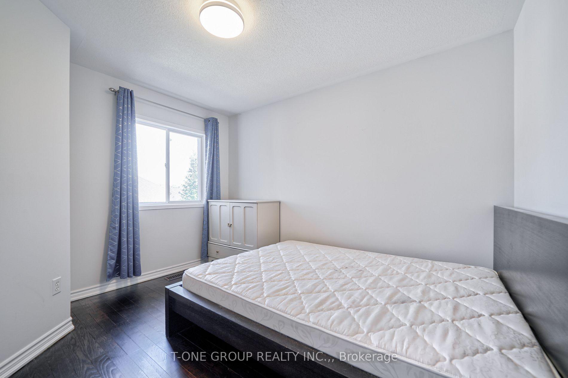 Photo 16 of 3 Mccaul Street, Markham, Berczy — HOMEH