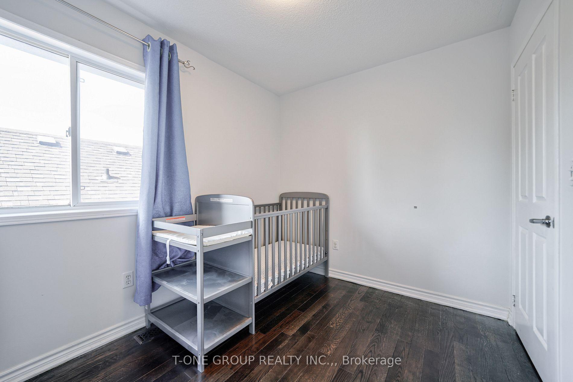 Photo 17 of 3 Mccaul Street, Markham, Berczy — HOMEH