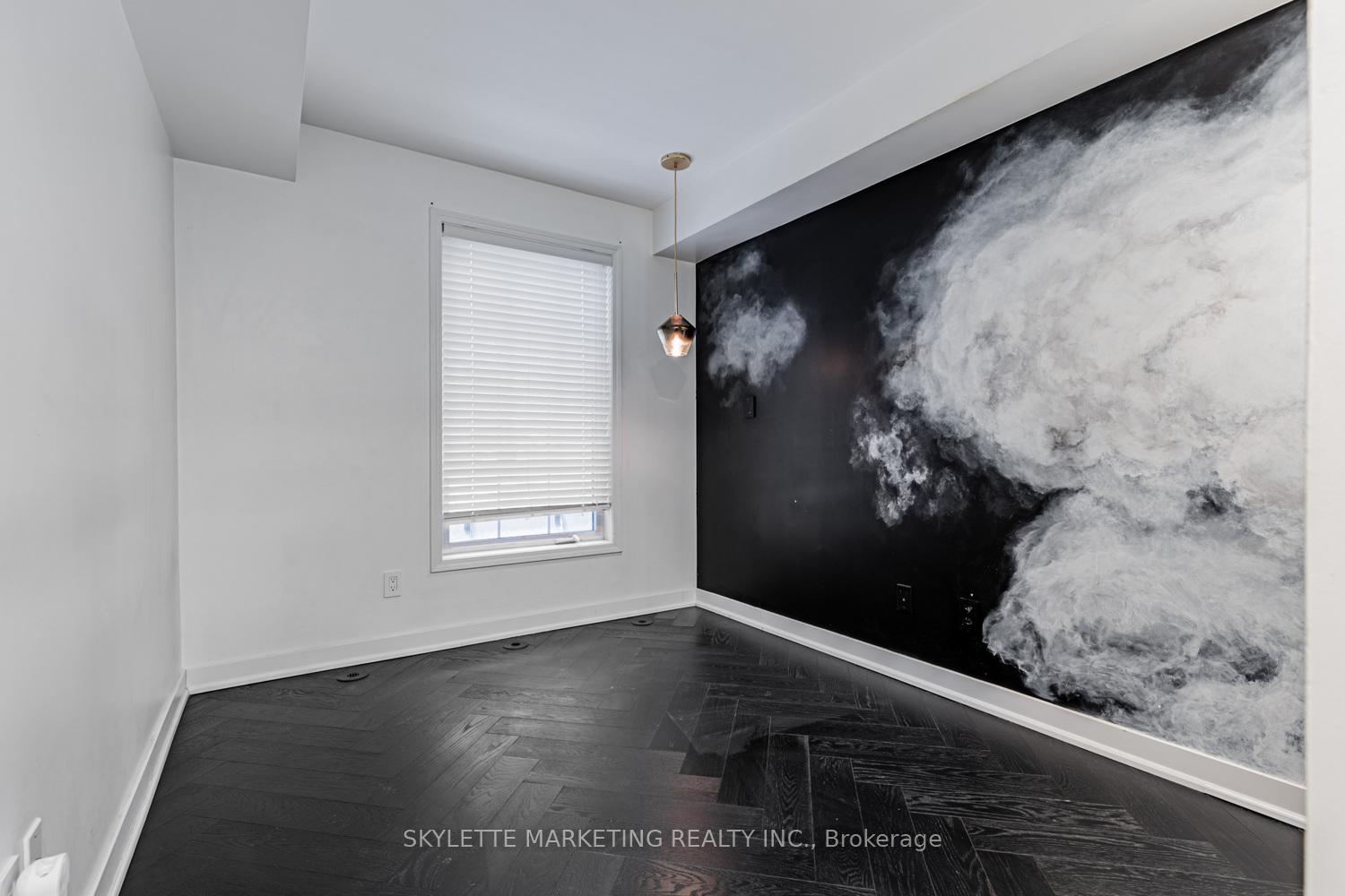 Photo 10 of Unit 107, 3 Everson Drive, North York, Willowdale East — HOMEH