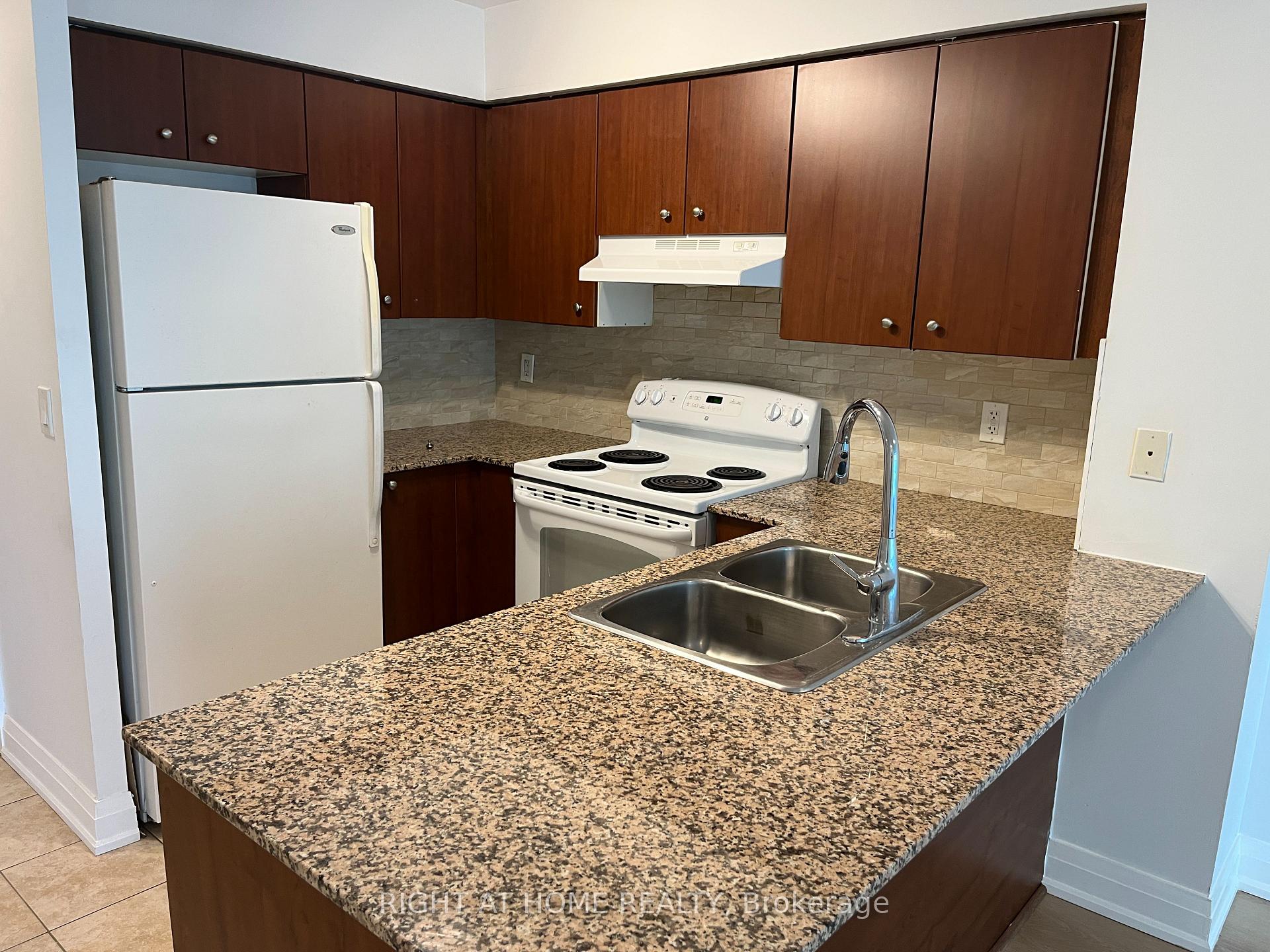 Photo 4 of Unit 509, 75 South Town Centre Boulevard, Markham, Unionville — HOMEH
