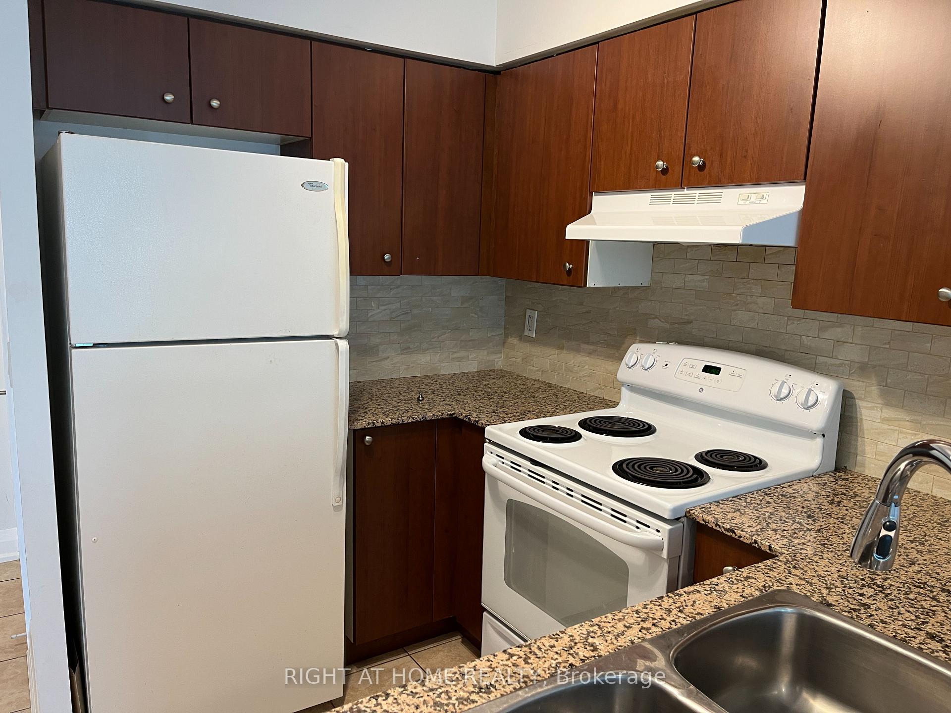 Photo 5 of Unit 509, 75 South Town Centre Boulevard, Markham, Unionville — HOMEH