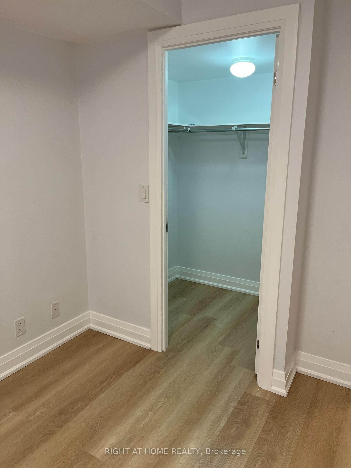 Photo 14 of Unit 509, 75 South Town Centre Boulevard, Markham, Unionville — HOMEH