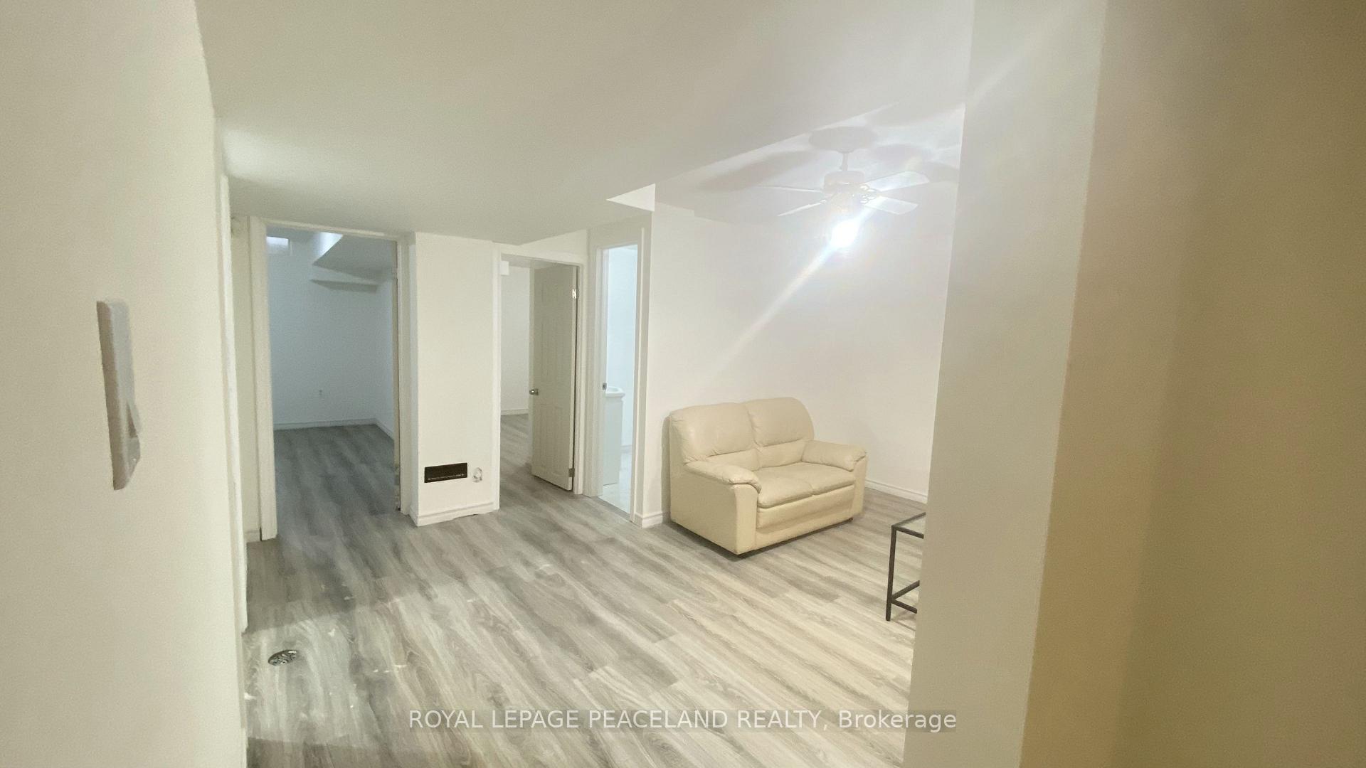 Photo 4 of Unit Basement, 25 Digby Crescent, Markham, Milliken Mills East — HOMEH