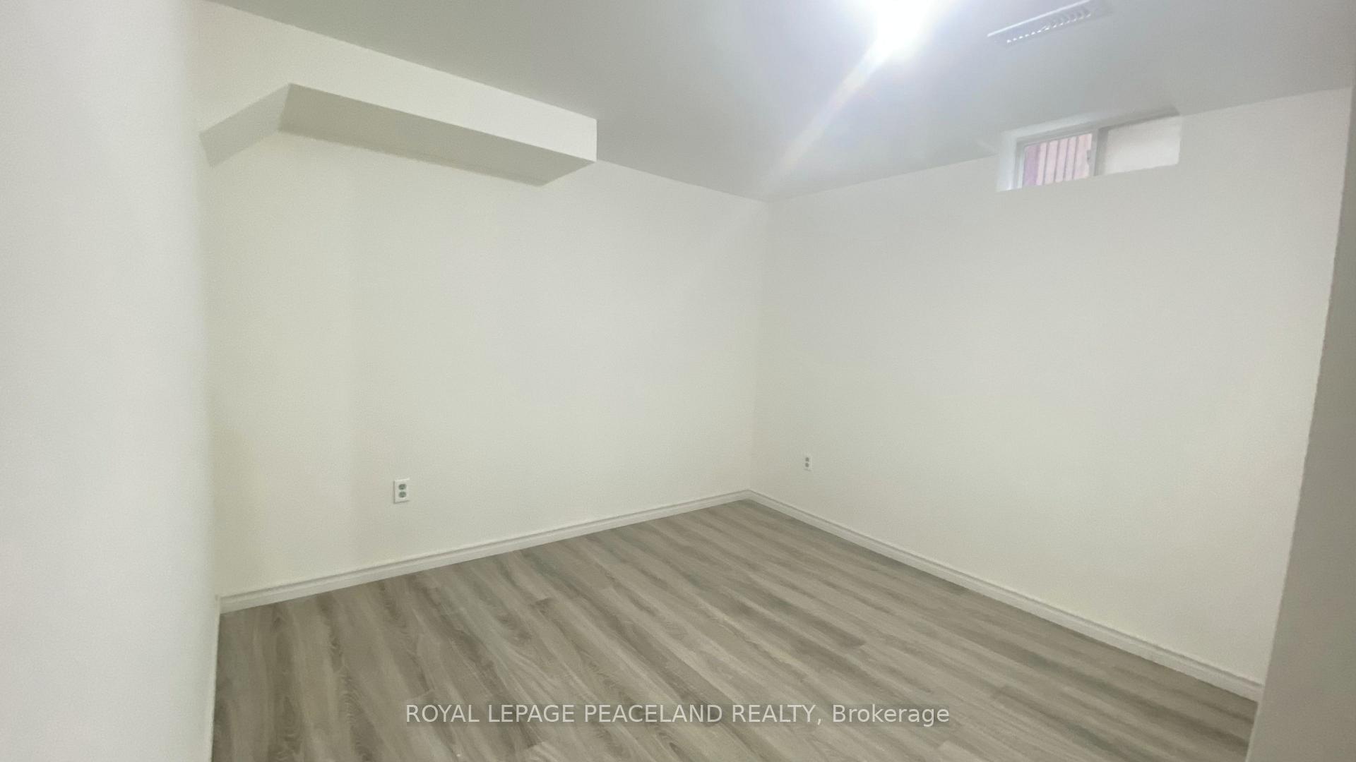 Photo 7 of Unit Basement, 25 Digby Crescent, Markham, Milliken Mills East — HOMEH