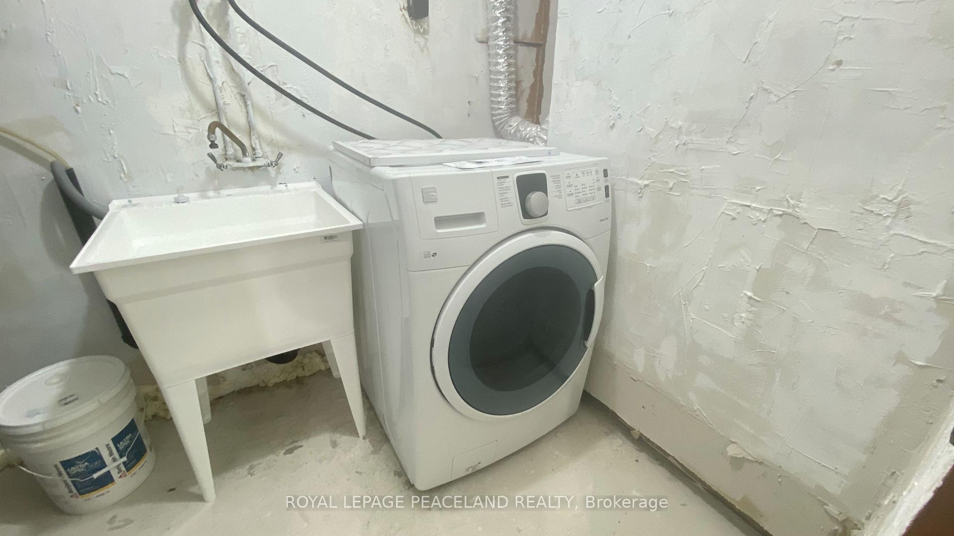 Photo 9 of Unit Basement, 25 Digby Crescent, Markham, Milliken Mills East — HOMEH