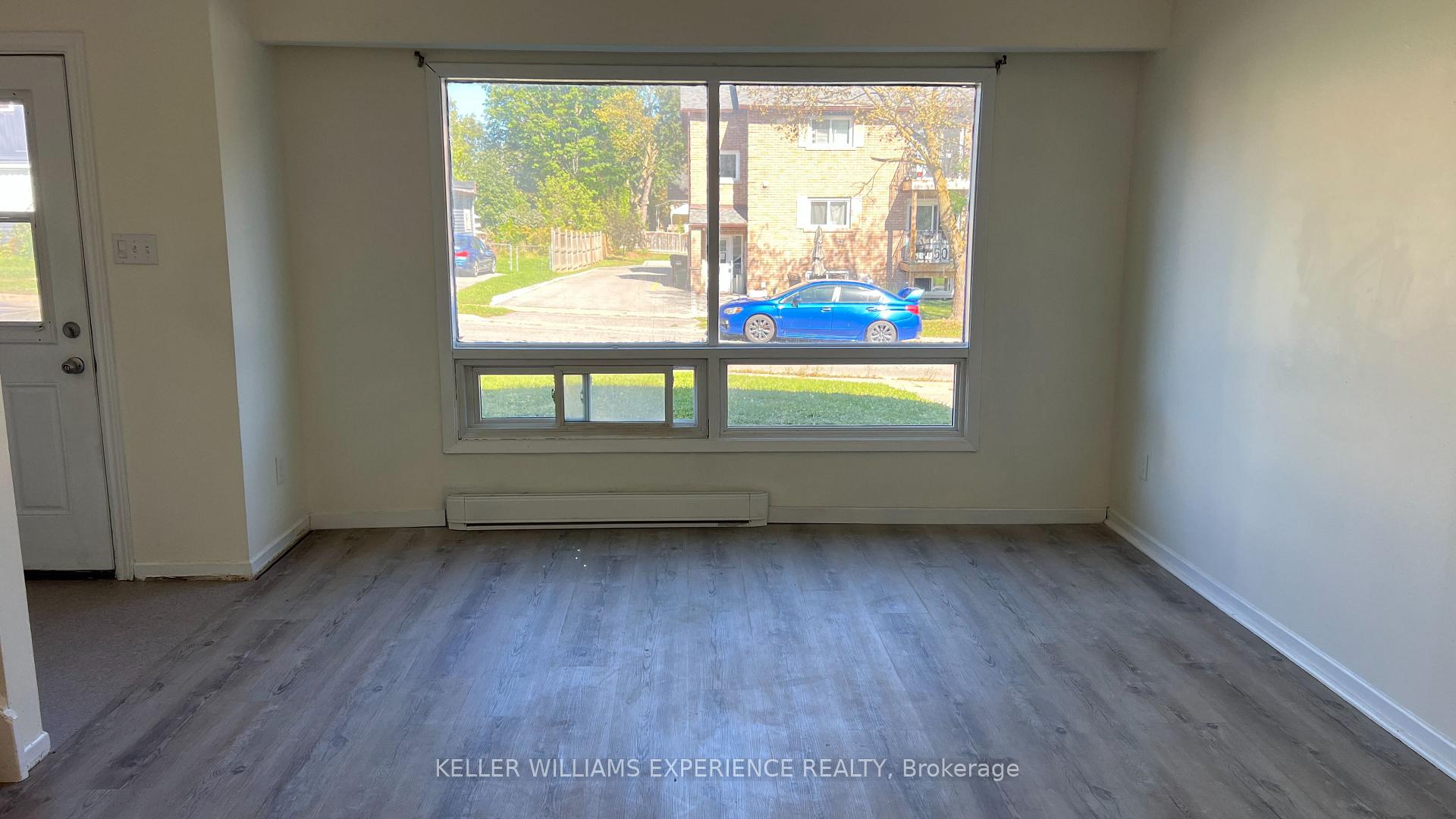 Photo 7 of 196 Owen Street, Barrie, Wellington — HOMEH