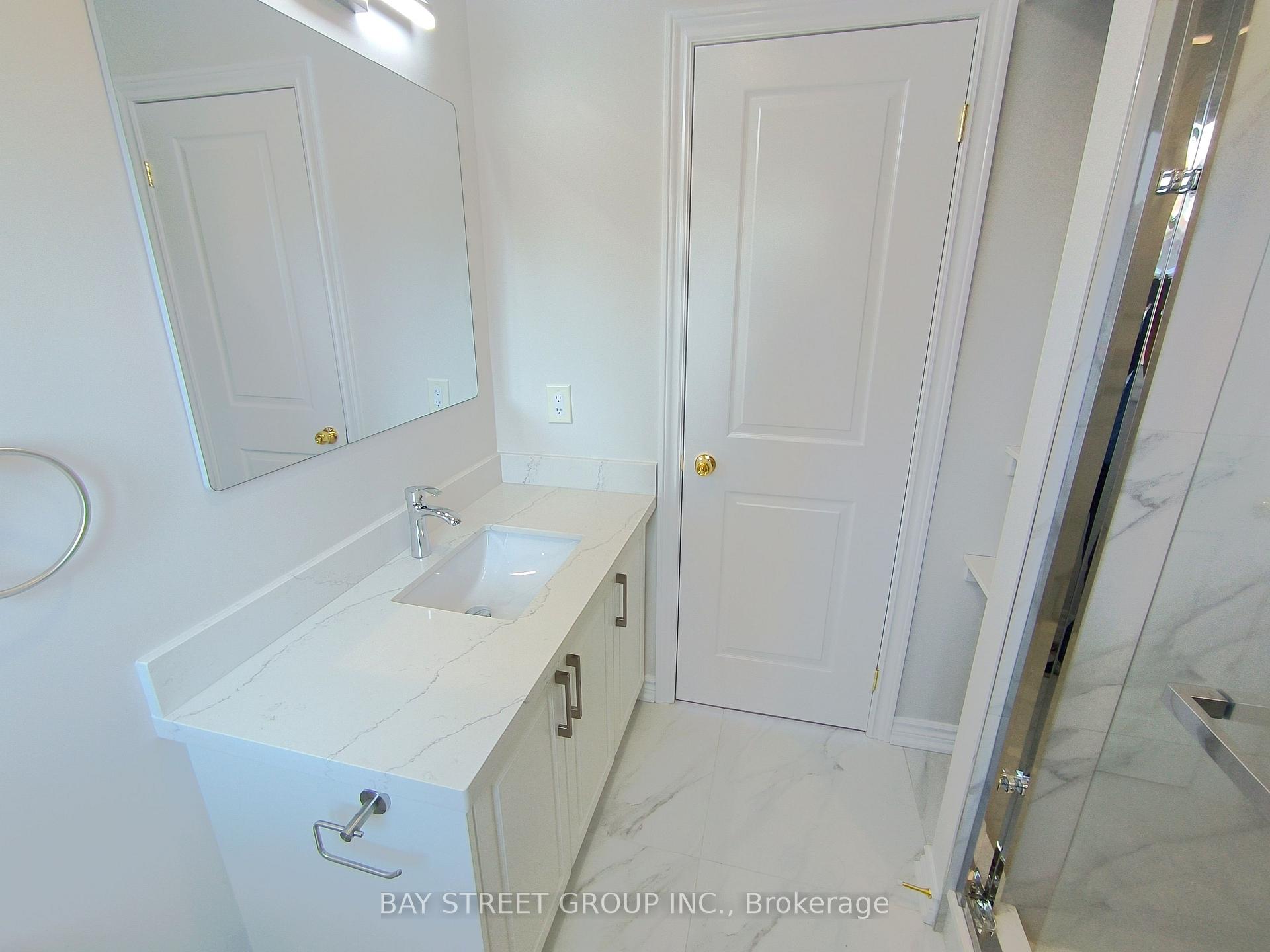 Photo 15 of 3282 Dragon Drive, Mississauga, Fairview — HOMEH