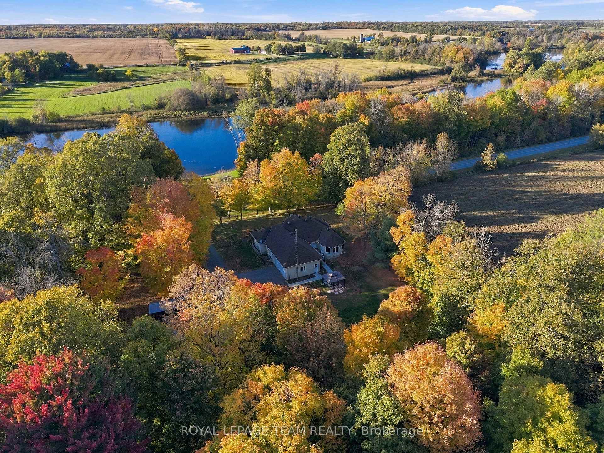 Photo 2 of 988 River Road, North Grenville, North Grenville Twp (Kemptville South) — HOMEH