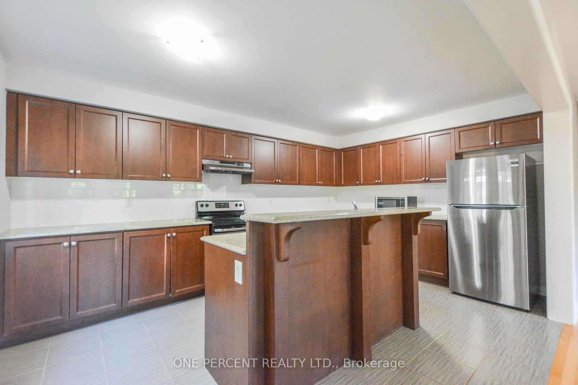 Photo 10 of 85 Benjamin Hood Crescent, Vaughan, Patterson — HOMEH