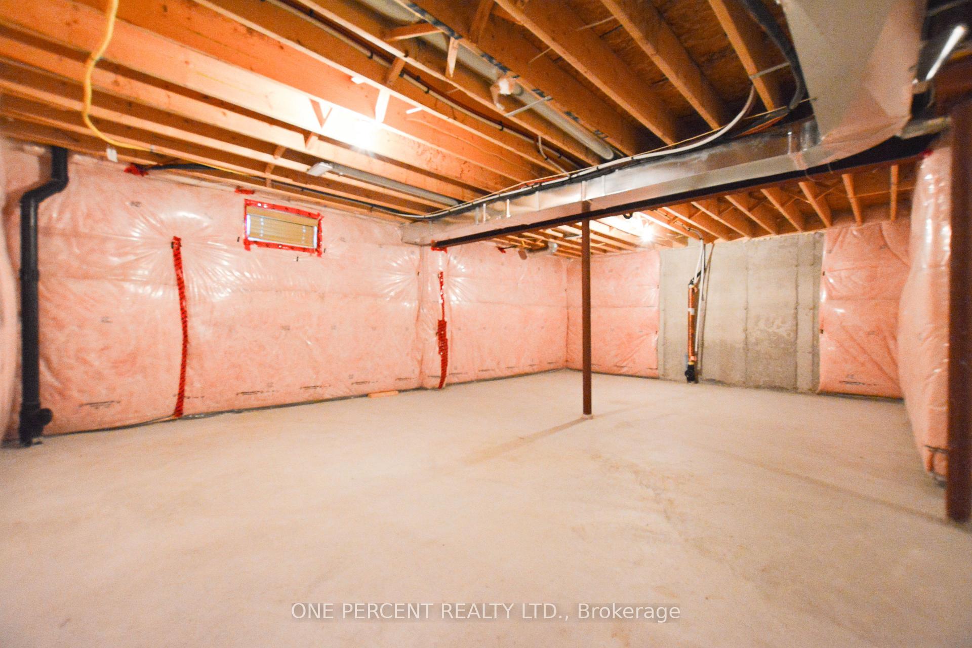 Photo 30 of 85 Benjamin Hood Crescent, Vaughan, Patterson — HOMEH