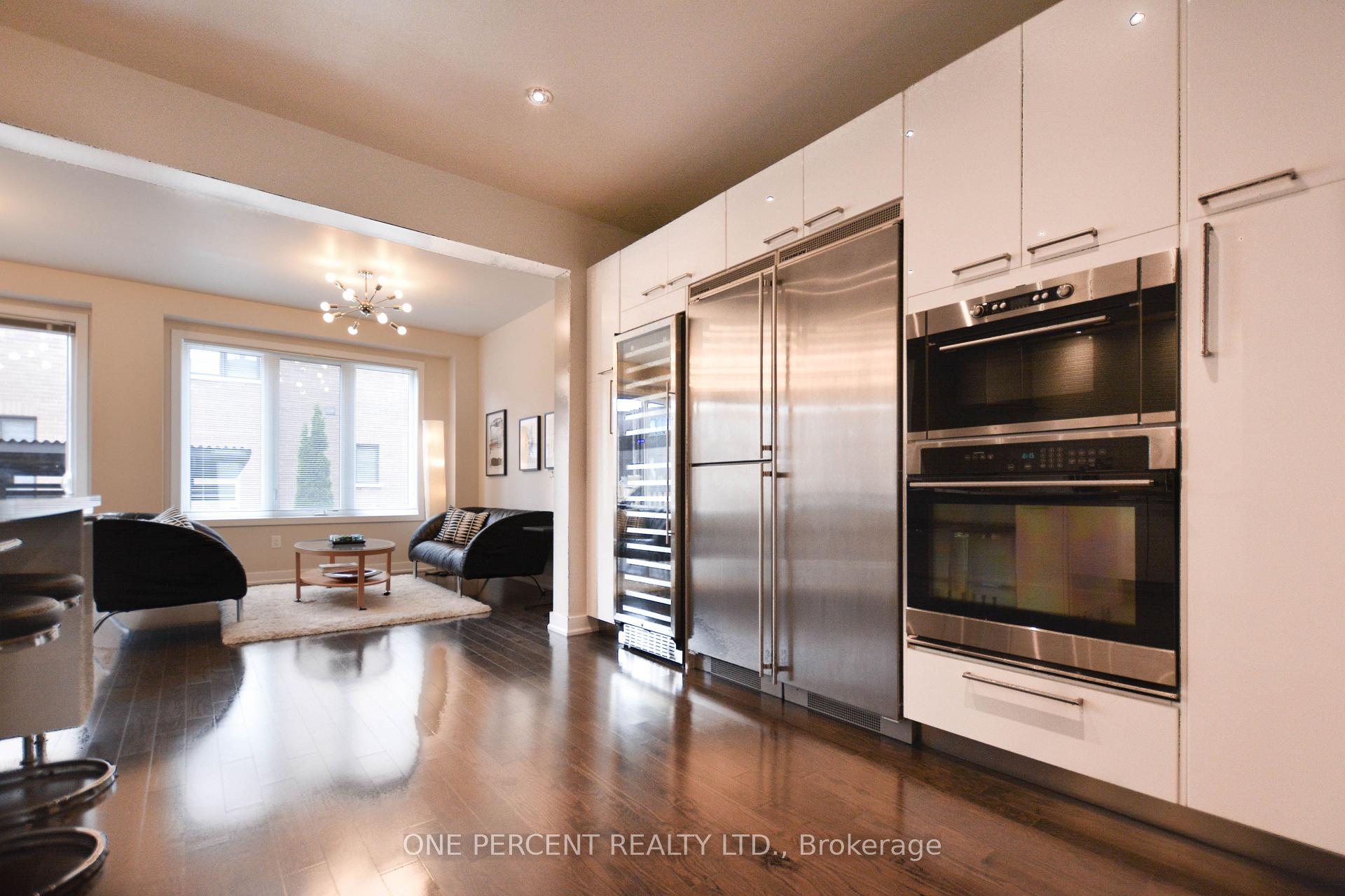 Photo 6 of 16 Denarius Crescent, Richmond Hill, Oak Ridges Lake Wilcox — HOMEH