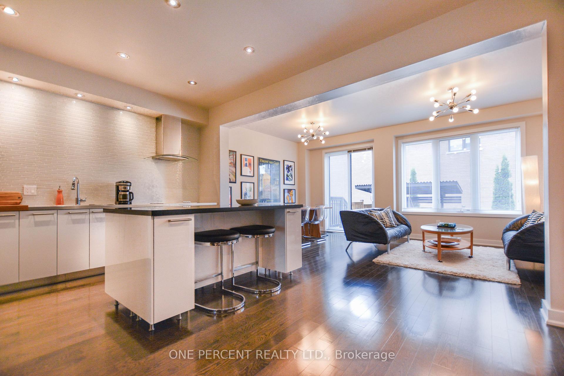 Photo 7 of 16 Denarius Crescent, Richmond Hill, Oak Ridges Lake Wilcox — HOMEH
