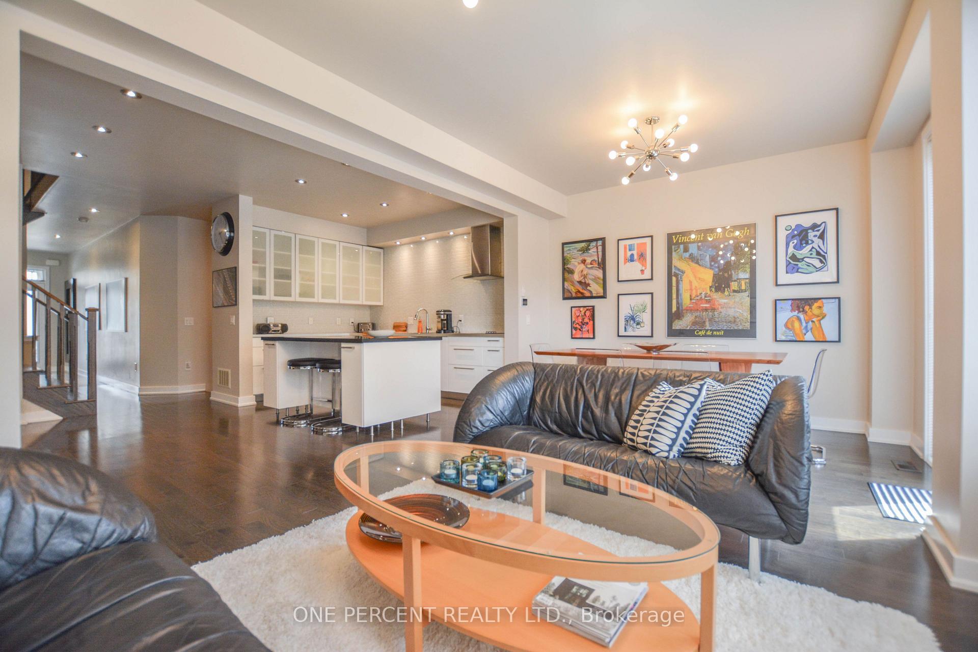 Photo 11 of 16 Denarius Crescent, Richmond Hill, Oak Ridges Lake Wilcox — HOMEH