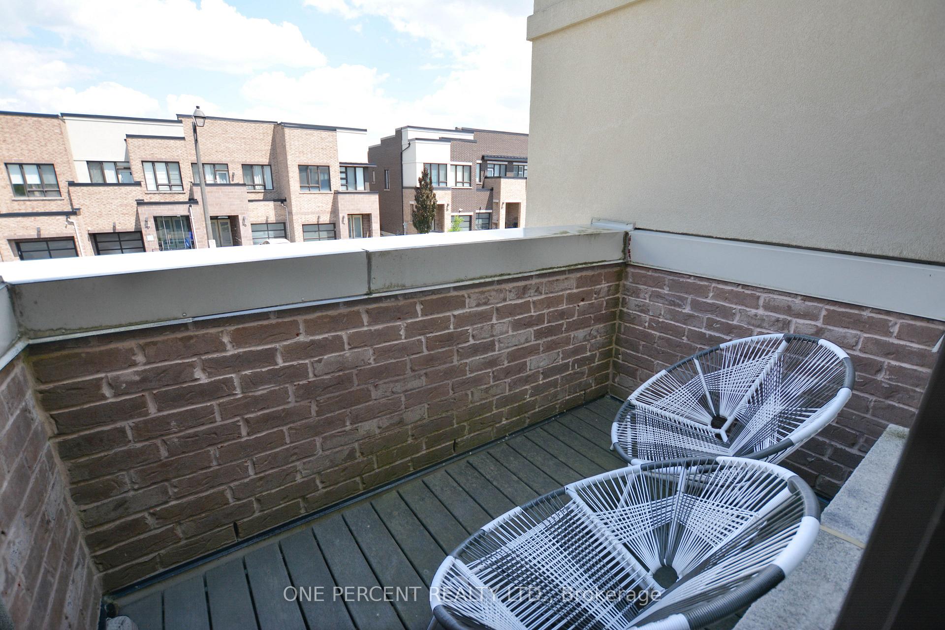 Photo 24 of 16 Denarius Crescent, Richmond Hill, Oak Ridges Lake Wilcox — HOMEH