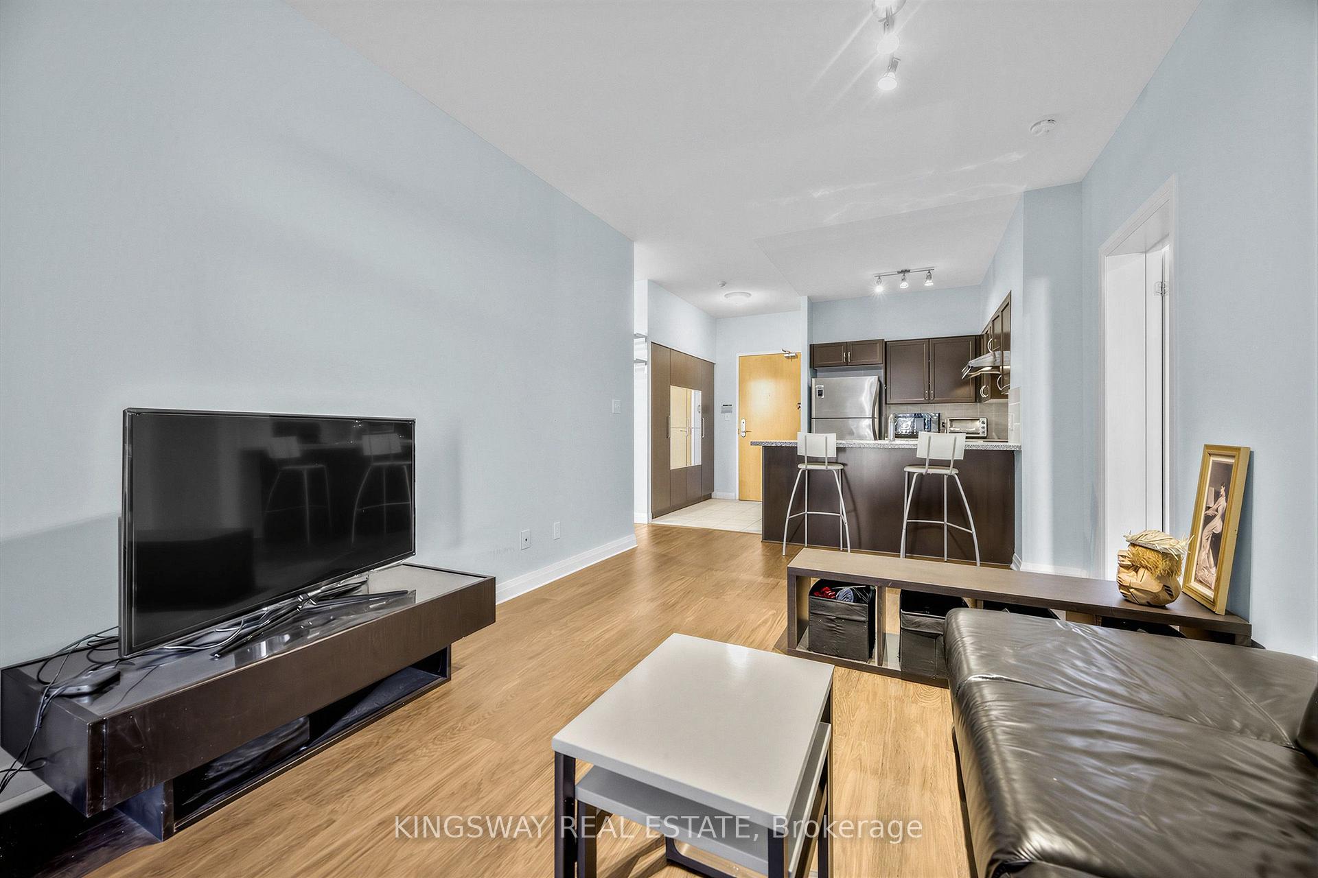 Photo 8 of Unit 117, 7373 Kennedy Road, Markham, Milliken Mills East — HOMEH