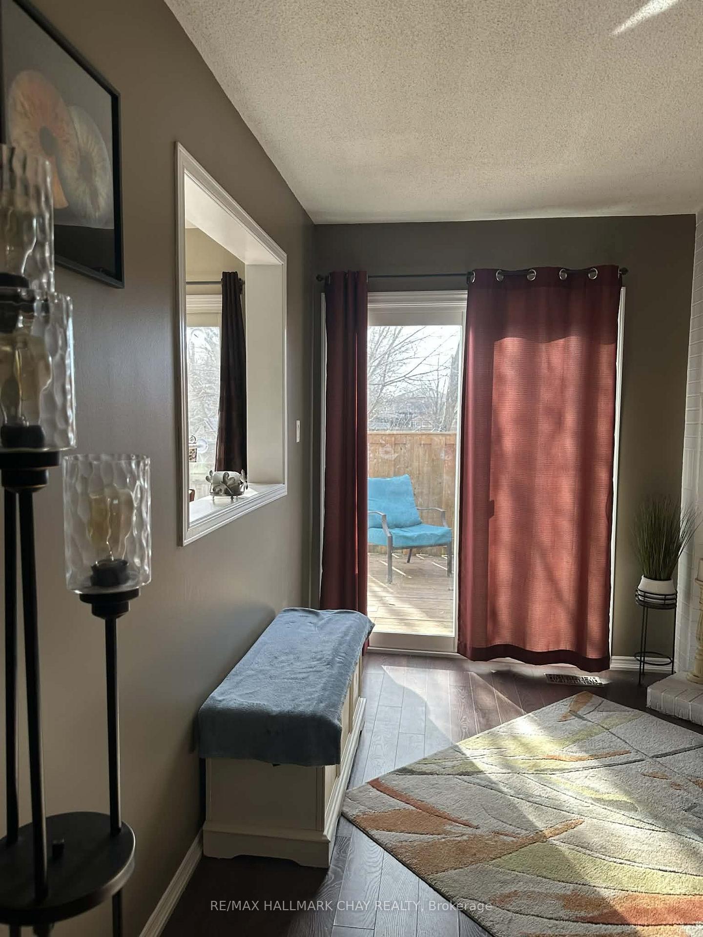 Photo 20 of 61 Carruthers Crescent, Barrie, Grove East — HOMEH