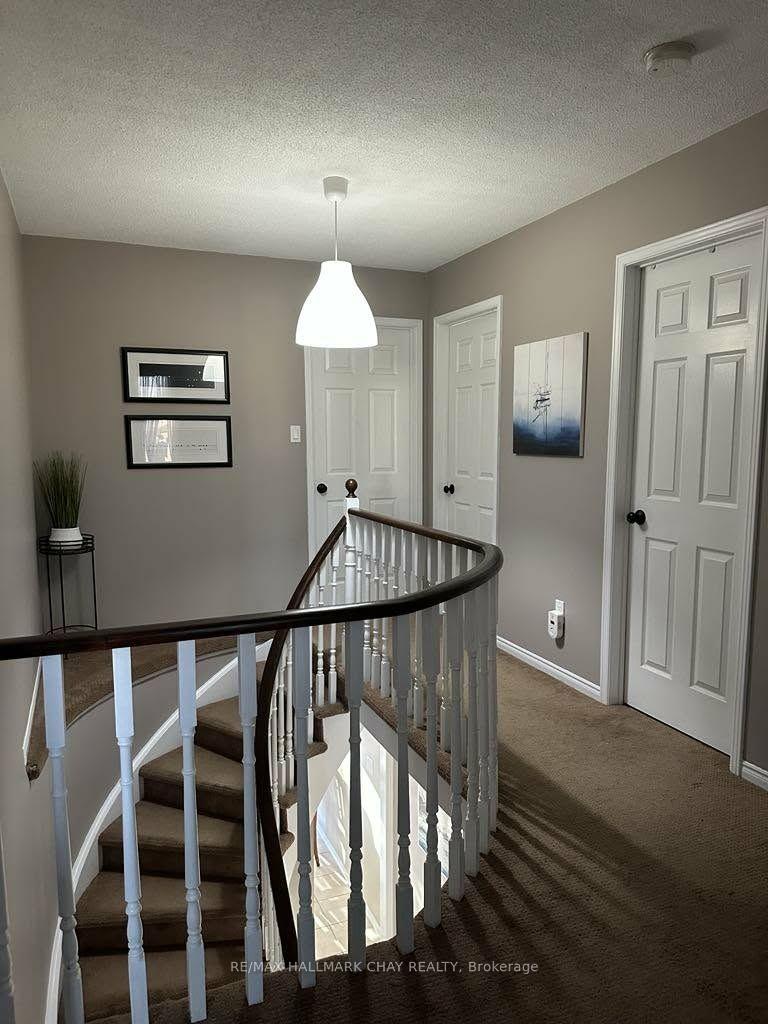 Photo 24 of 61 Carruthers Crescent, Barrie, Grove East — HOMEH