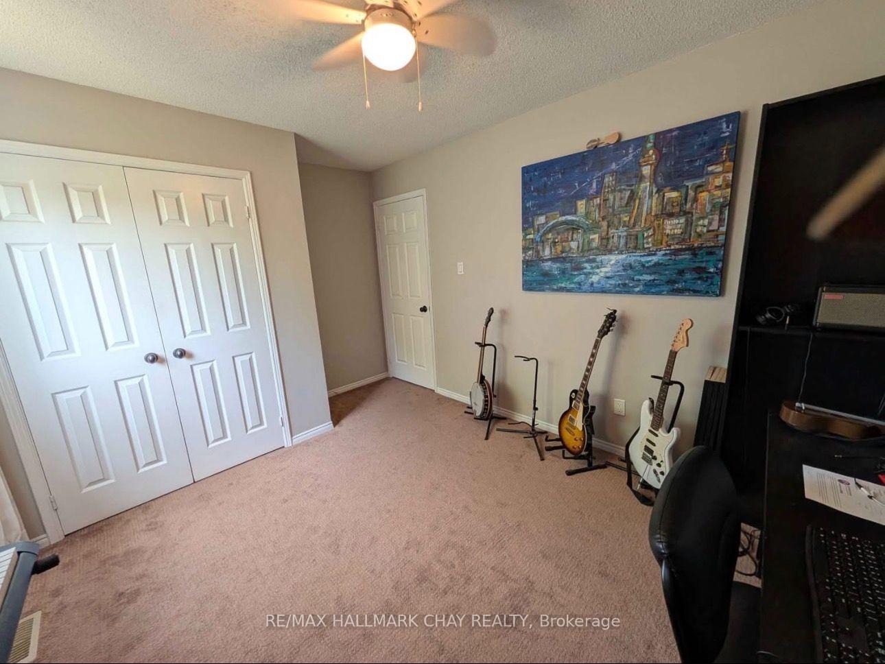Photo 35 of 61 Carruthers Crescent, Barrie, Grove East — HOMEH
