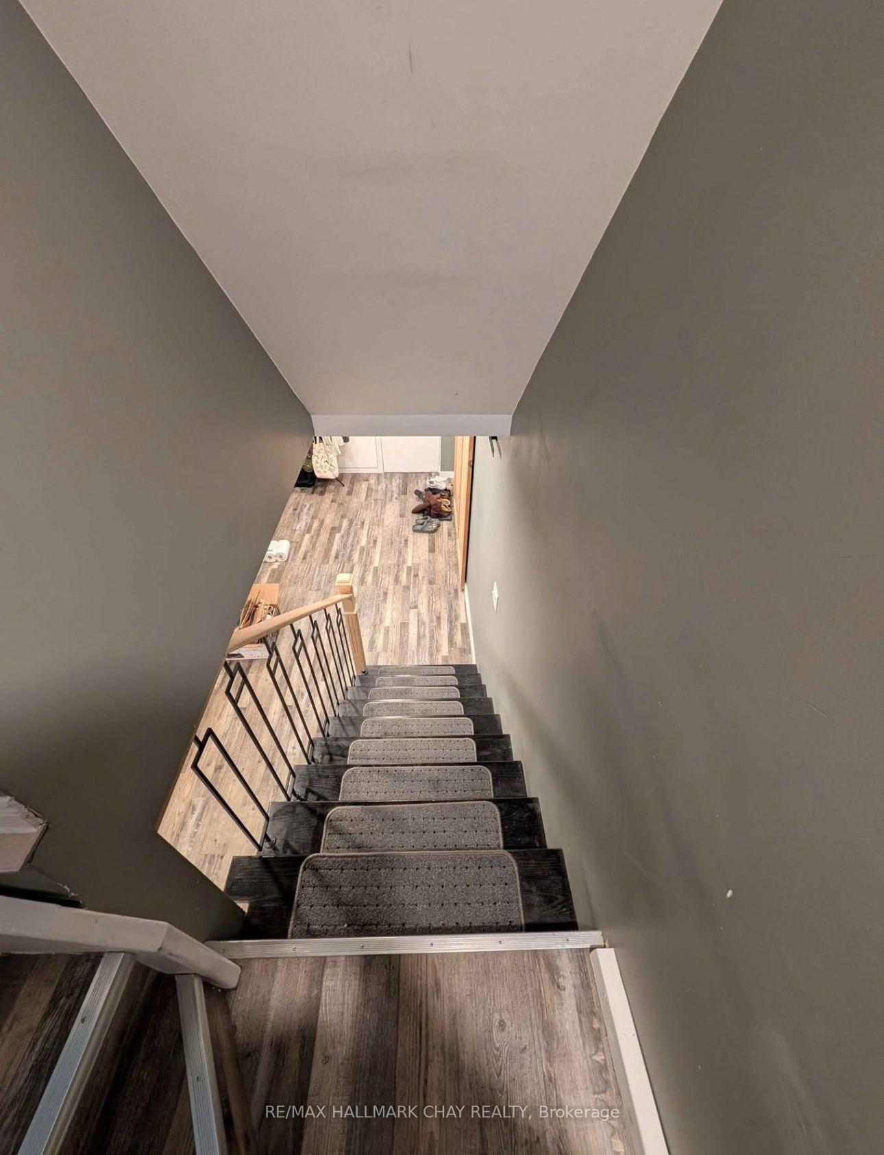 Photo 38 of 61 Carruthers Crescent, Barrie, Grove East — HOMEH