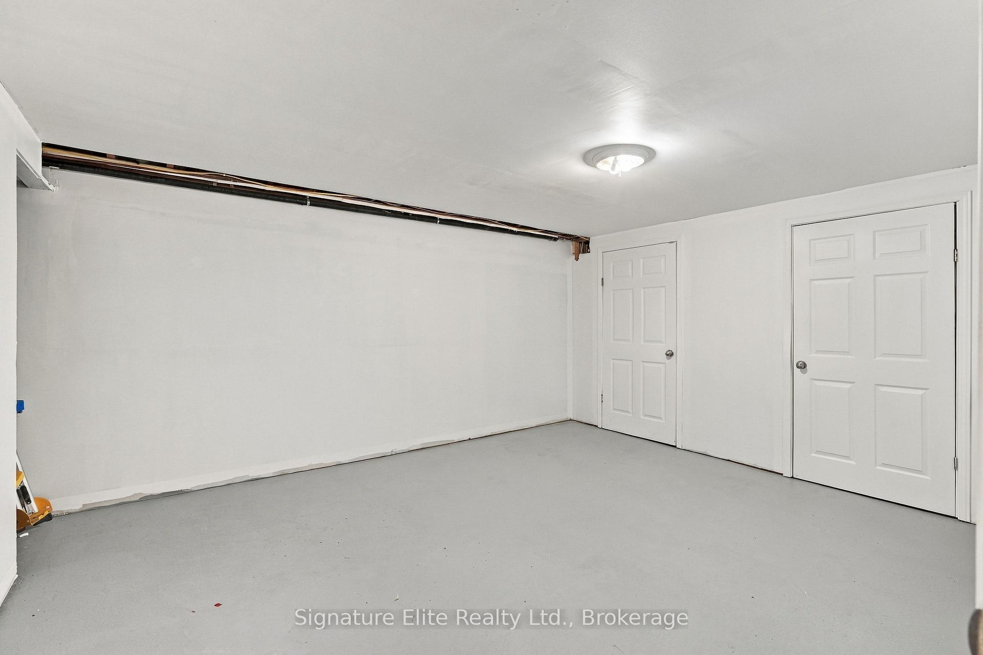 Photo 37 of 44 Bronte Crescent, Barrie, Letitia Heights — HOMEH
