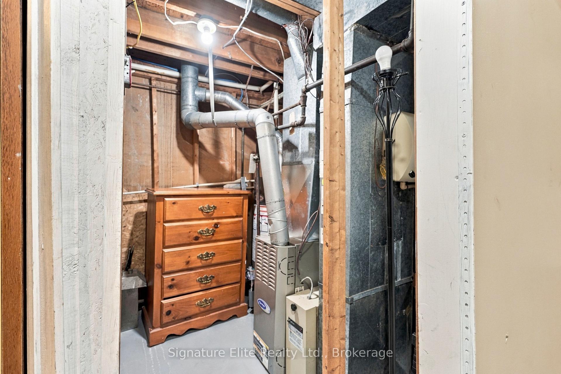Photo 43 of 44 Bronte Crescent, Barrie, Letitia Heights — HOMEH