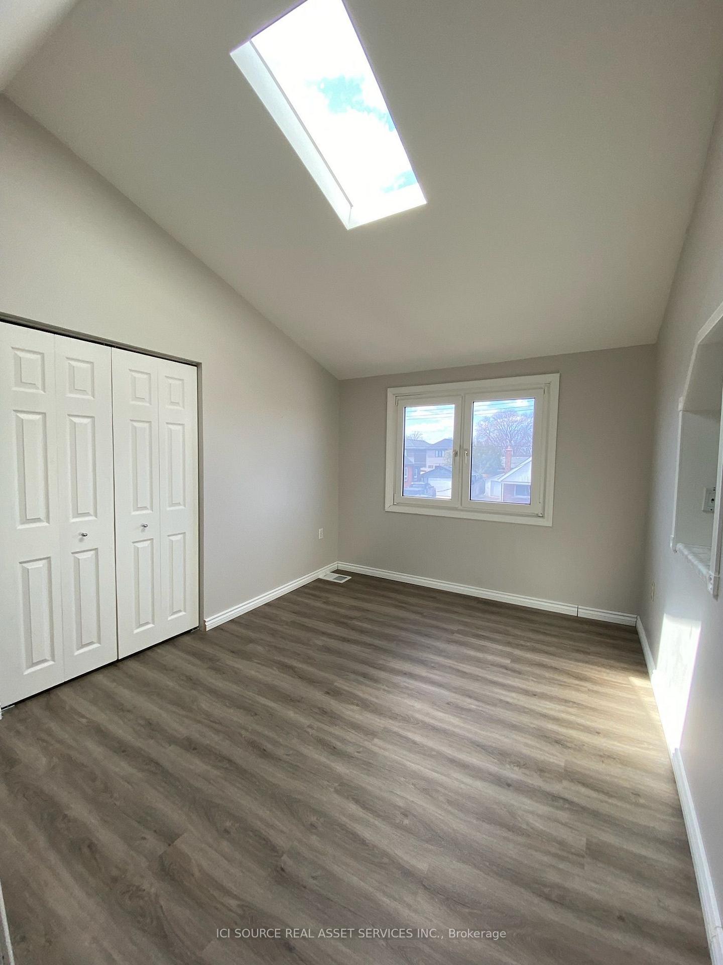 Photo 6 of 736 Tate Avenue, Hamilton, Parkview — HOMEH