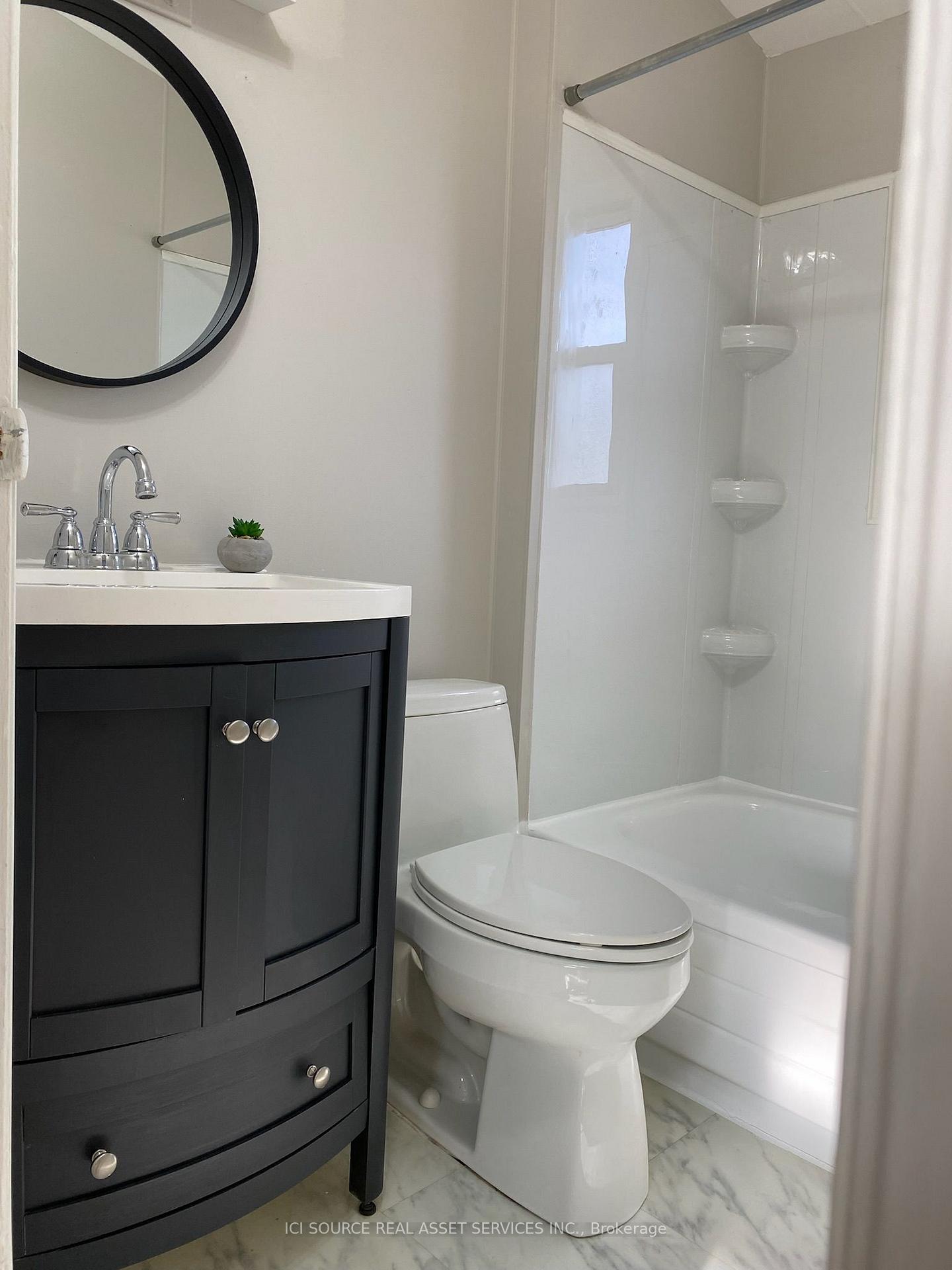 Photo 9 of 736 Tate Avenue, Hamilton, Parkview — HOMEH