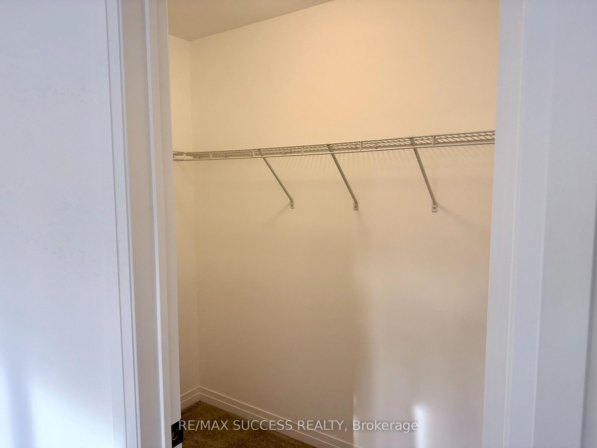 Photo 1 of 93 Flan Boulevard, Barrie, Rural Barrie Southeast — HOMEH