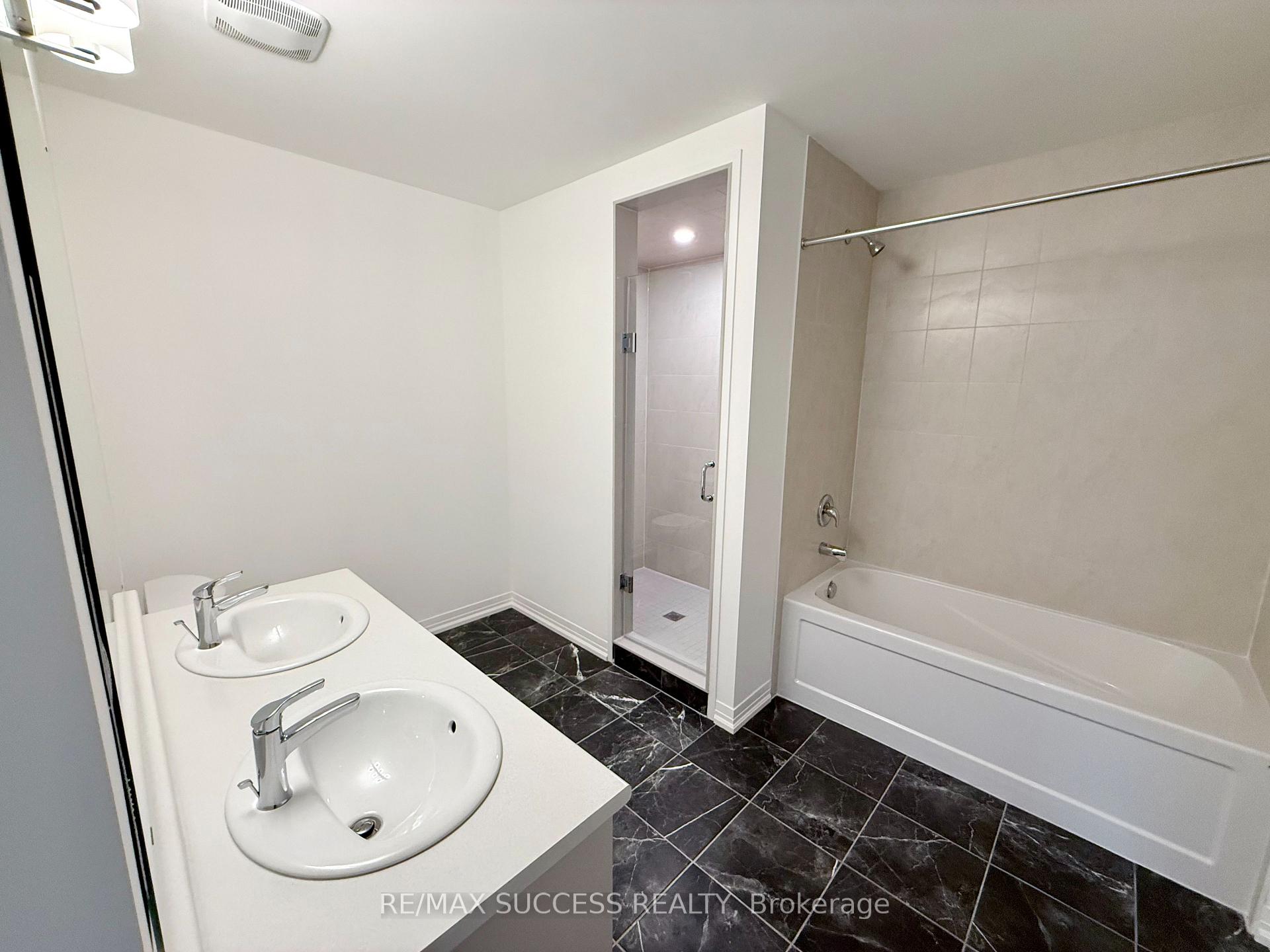 Photo 2 of 93 Flan Boulevard, Barrie, Rural Barrie Southeast — HOMEH