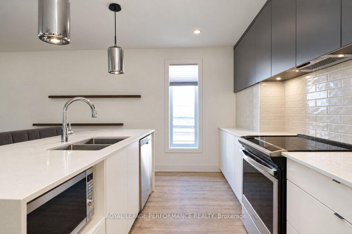 Photo 14 of 574 Byron Avenue, Ottawa, McKellar/Highland — HOMEH