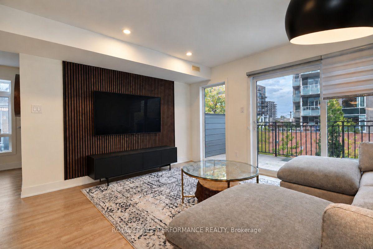 Photo 21 of 574 Byron Avenue, Ottawa, McKellar/Highland — HOMEH