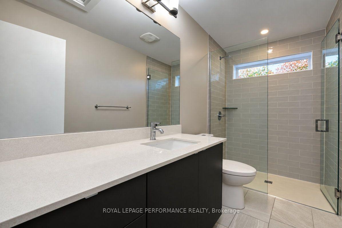 Photo 25 of 574 Byron Avenue, Ottawa, McKellar/Highland — HOMEH