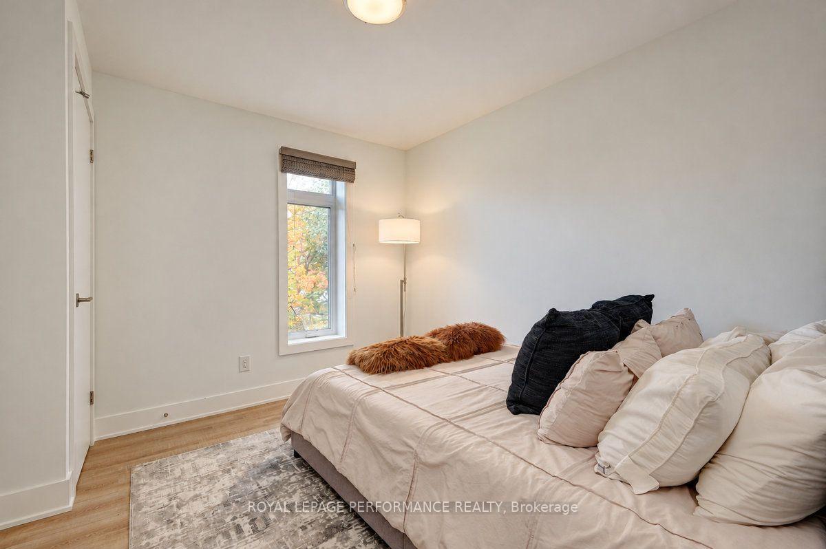 Photo 26 of 574 Byron Avenue, Ottawa, McKellar/Highland — HOMEH