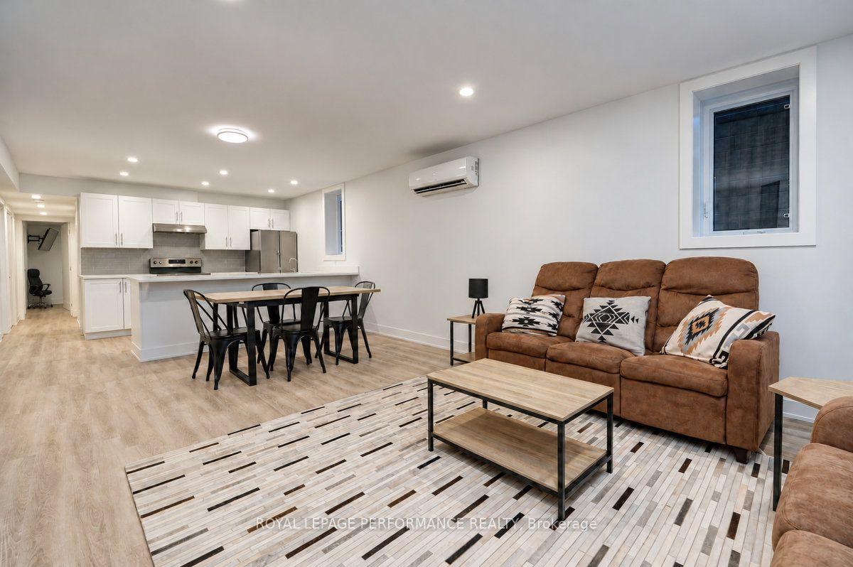 Photo 33 of 574 Byron Avenue, Ottawa, McKellar/Highland — HOMEH