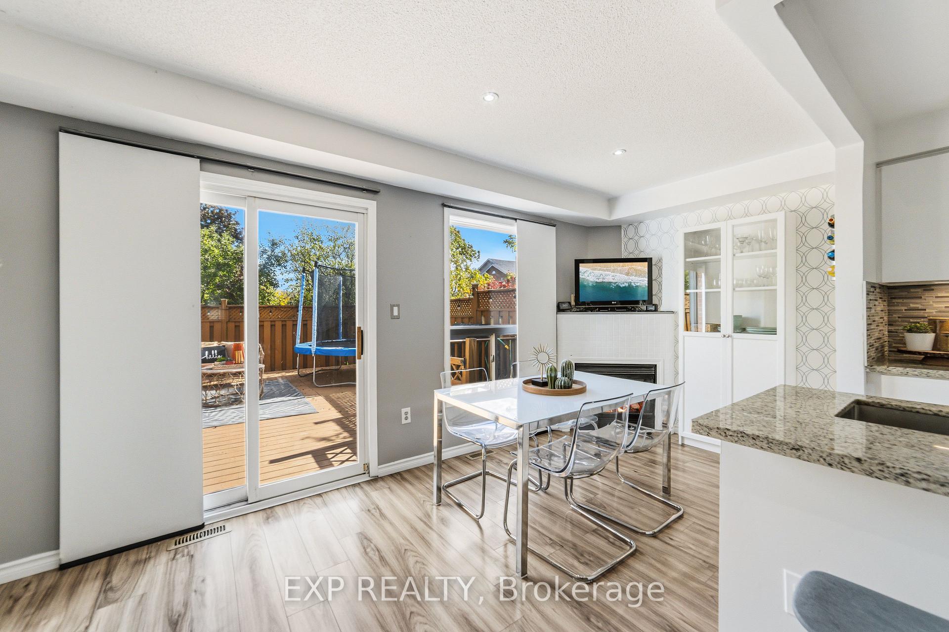 Photo 9 of 4368 Fairview Street, Burlington, Shoreacres — HOMEH
