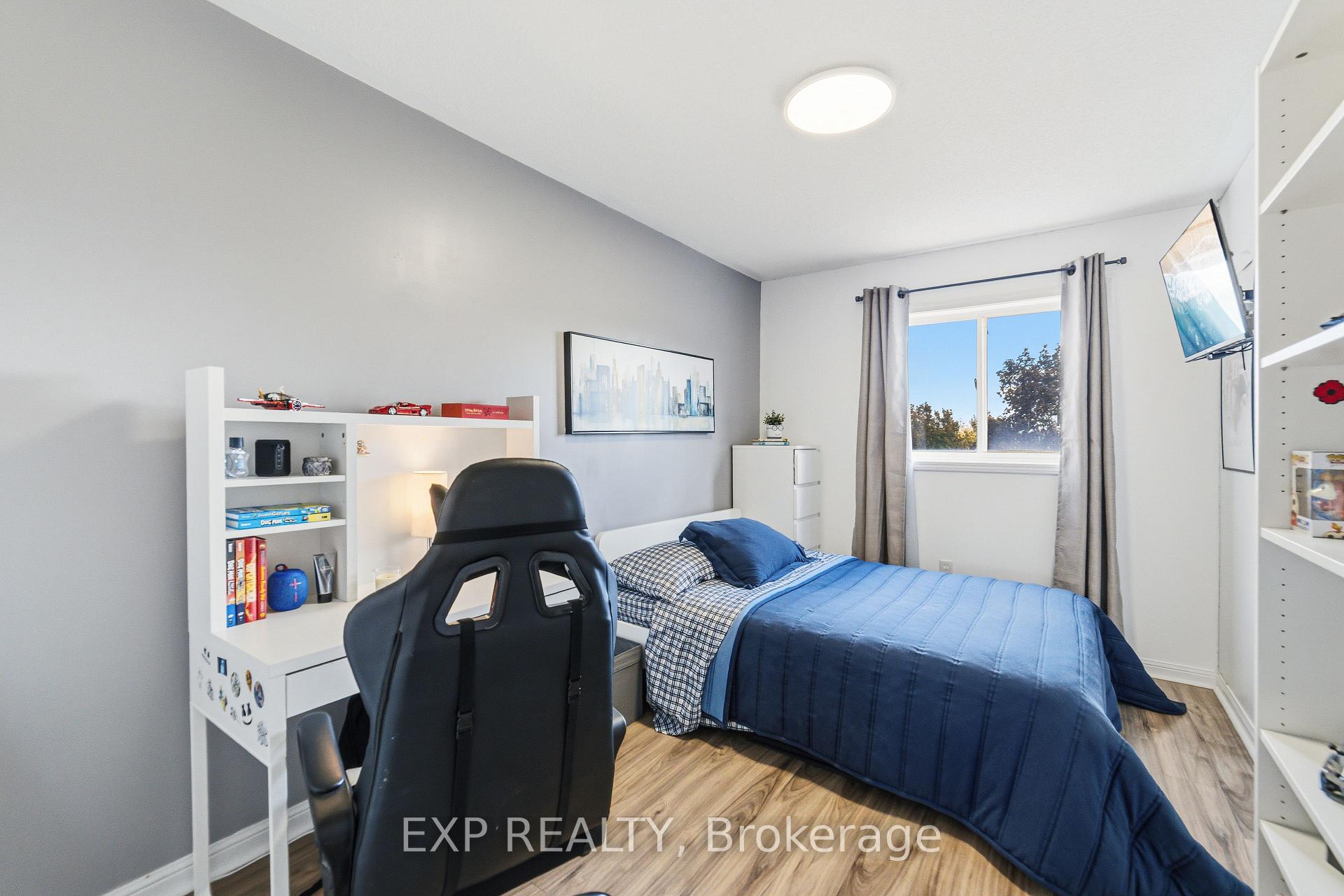 Photo 17 of 4368 Fairview Street, Burlington, Shoreacres — HOMEH