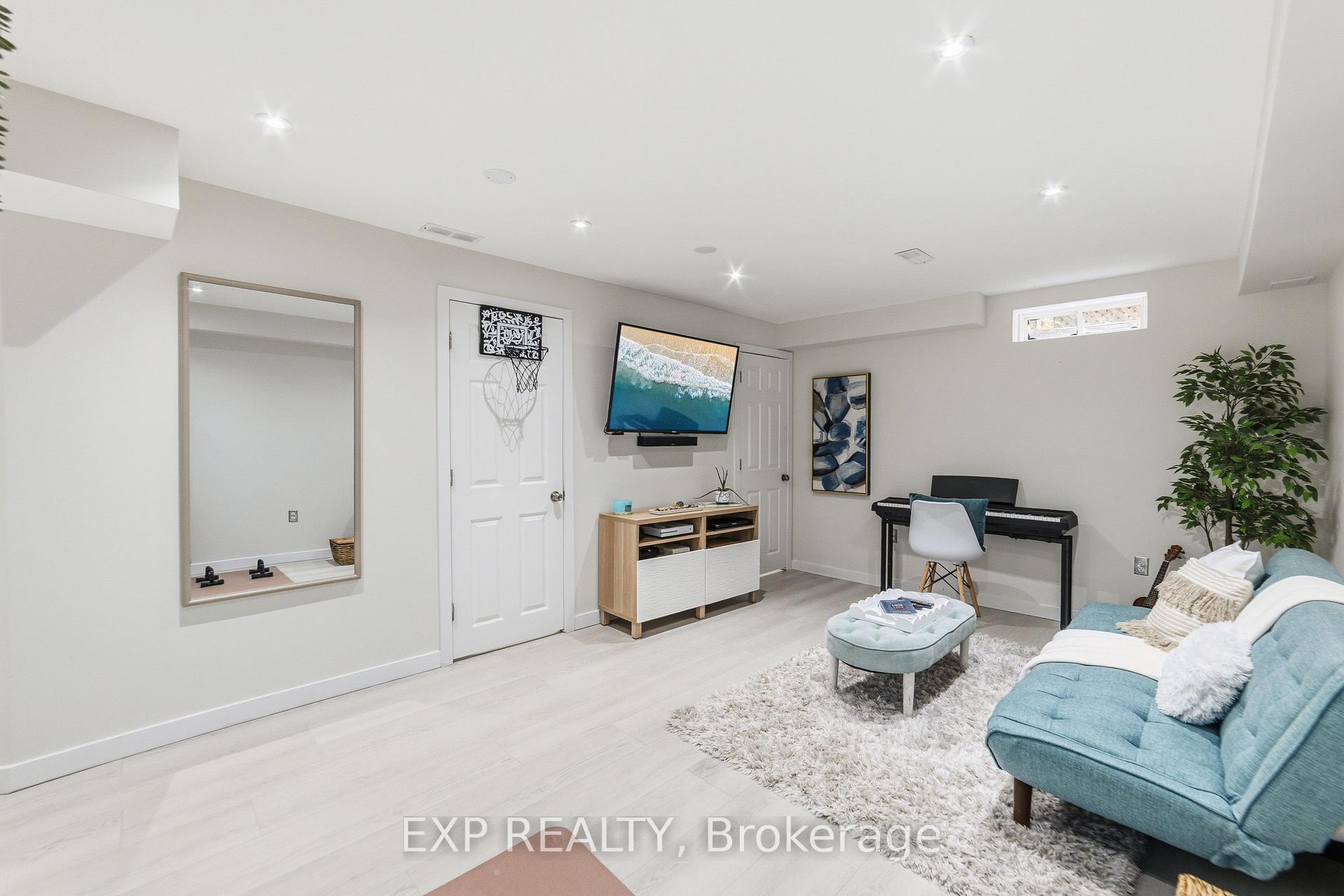 Photo 20 of 4368 Fairview Street, Burlington, Shoreacres — HOMEH